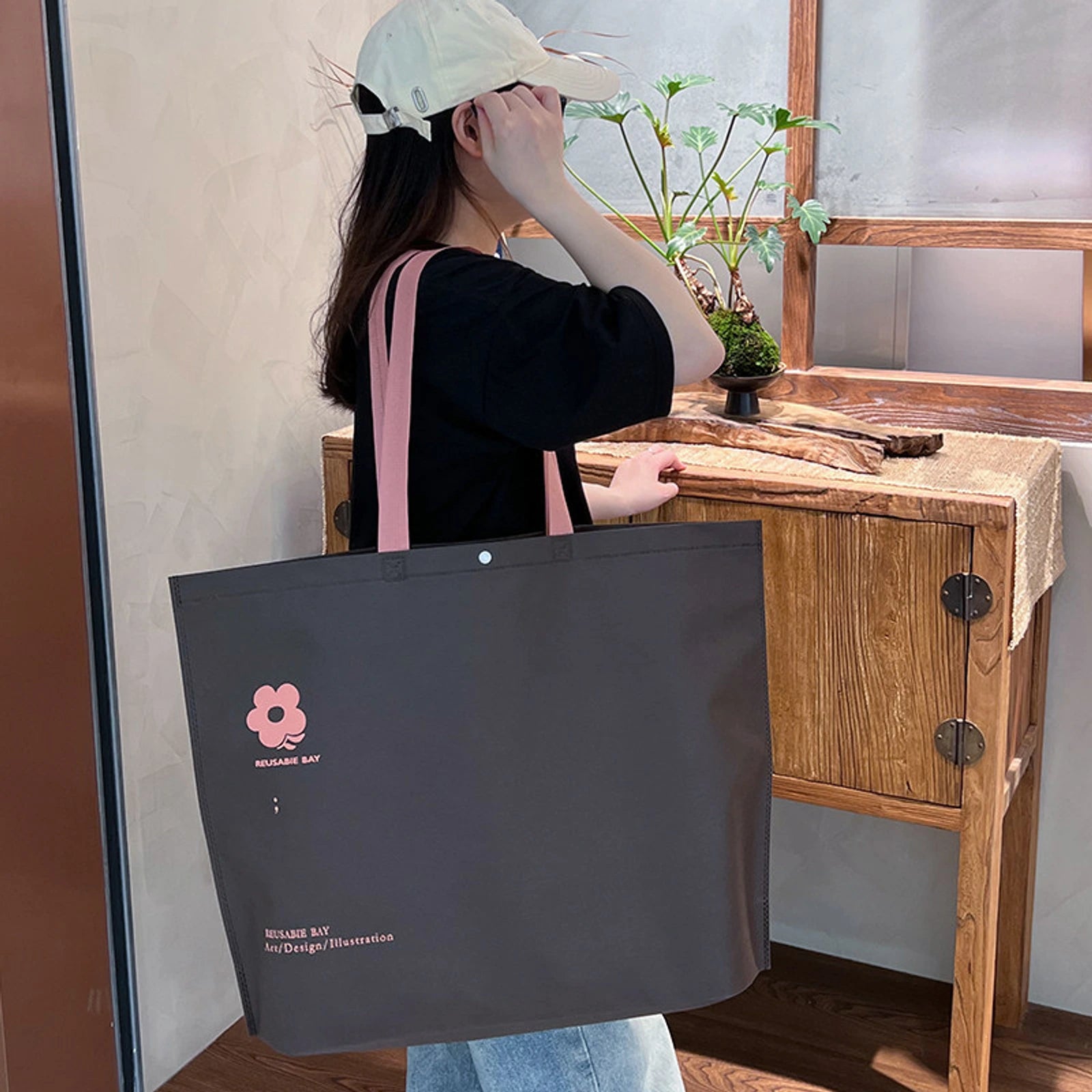 17-Style Extra-Thick Snap-Closure Non-Woven Shopping Bags — Coffee Pink