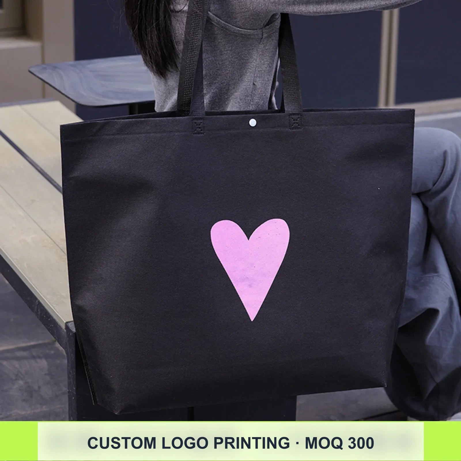17-Style Extra-Thick Snap-Closure Non-Woven Shopping Bags — Pink Heart Print