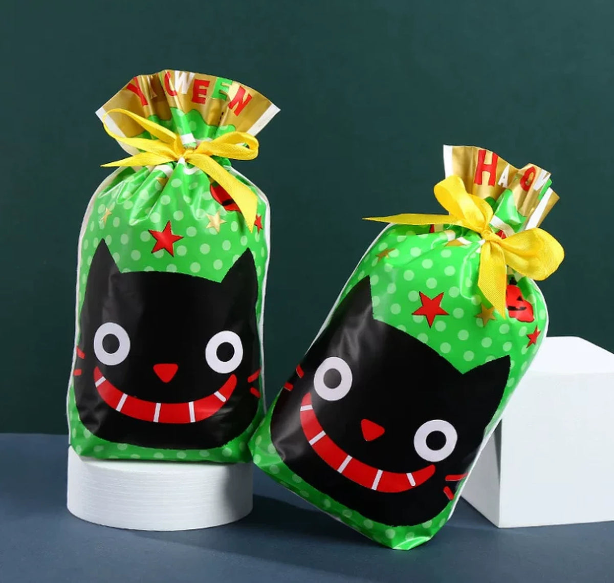 Gusseted Plastic Halloween Drawstring Treat Bags