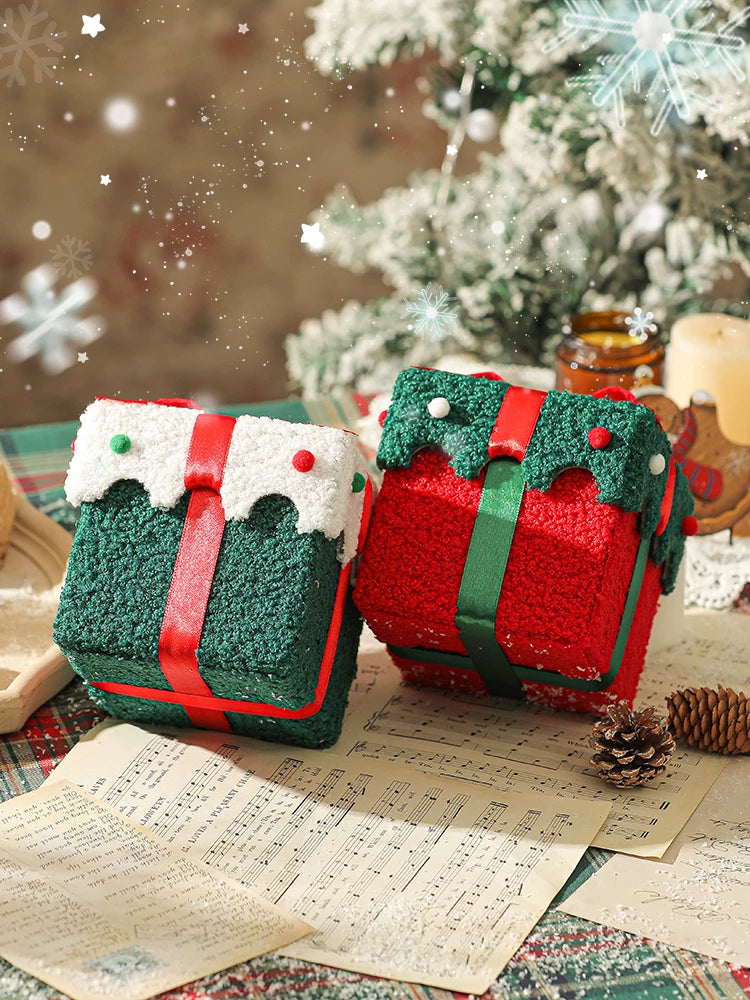 Plush Christmas Gift Boxes and Apple Boxes – gallery 05