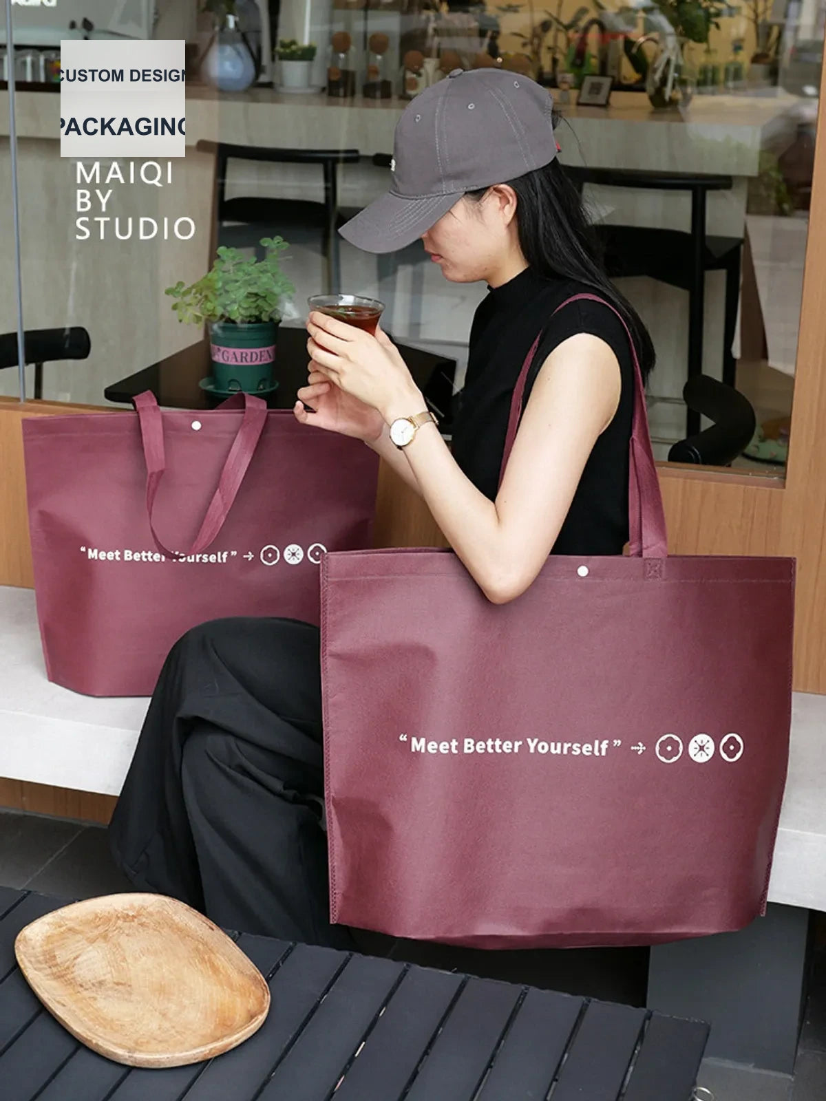 Ancora-Red Non-Woven Tote Bags — 4 Styles product view 1