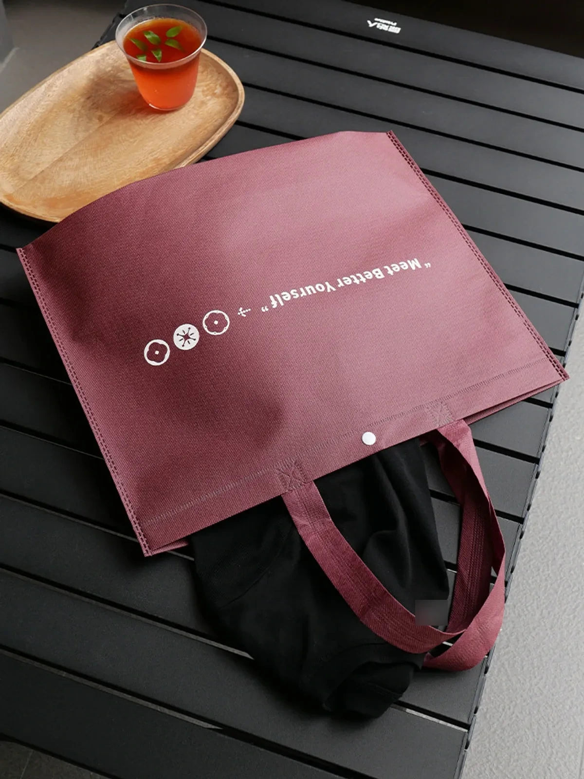 Ancora-Red Non-Woven Tote Bags — 4 Styles product view 5