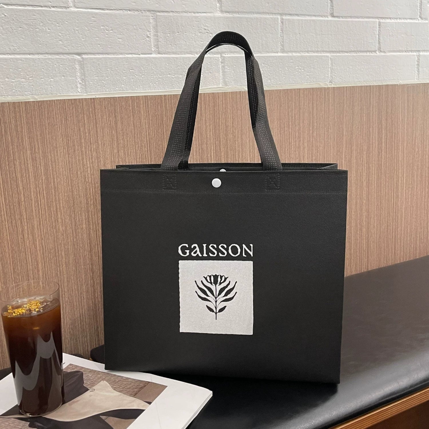 Black – GAISSON Print snap-closure non-woven tote bag