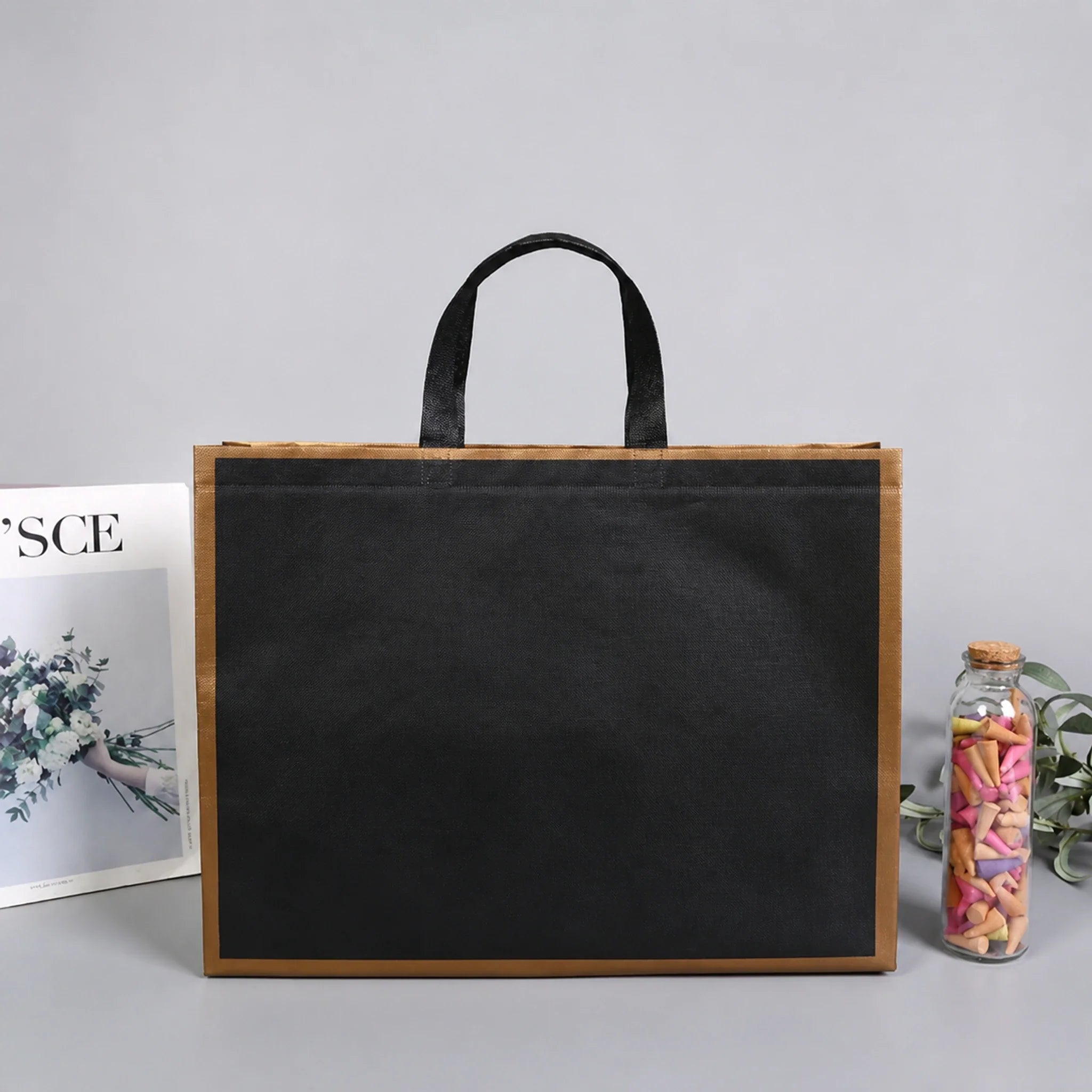 Black Gold-Frame boutique laminated non-woven tote bags — 30 designs