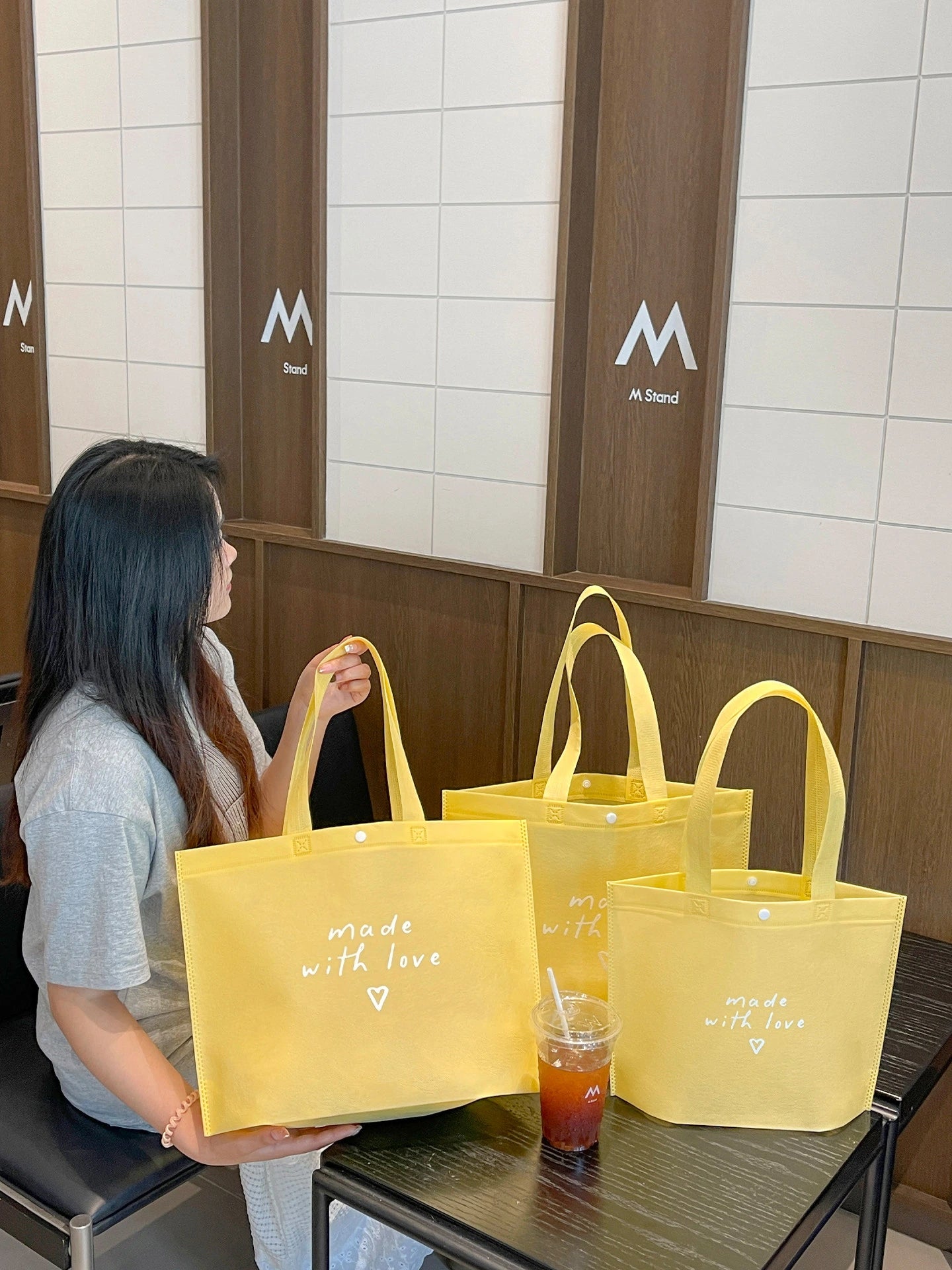 Boutique Non-Woven Garment Packaging Bags — 10 Styles product view 1