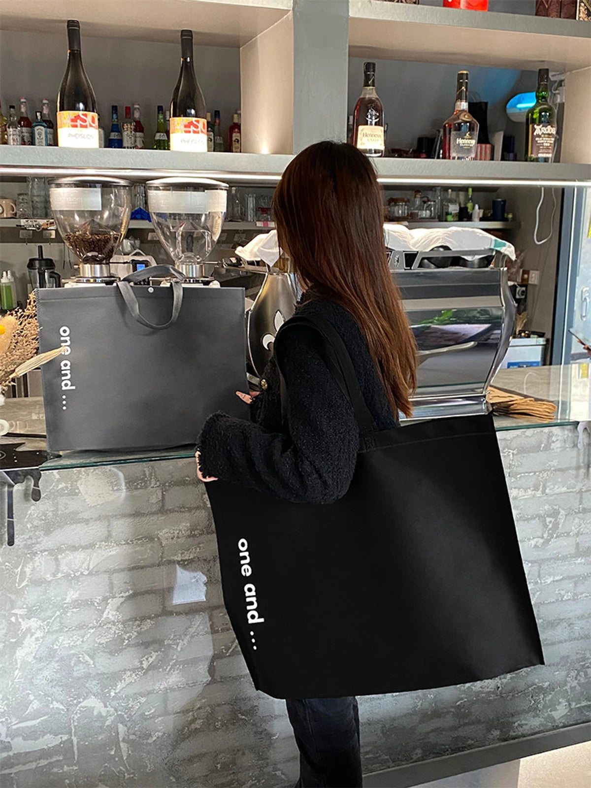 Boutique Non-Woven Garment Packaging Bags — 21 Styles product view 1