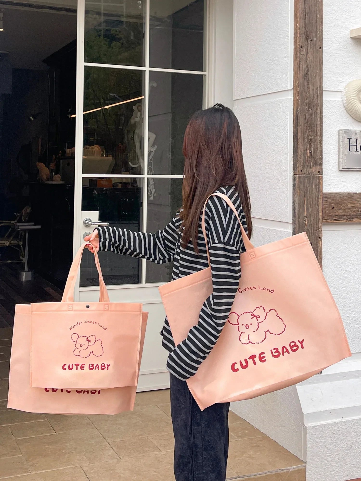 Boutique Non-Woven Garment Packaging Bags — 22 Styles product view 2