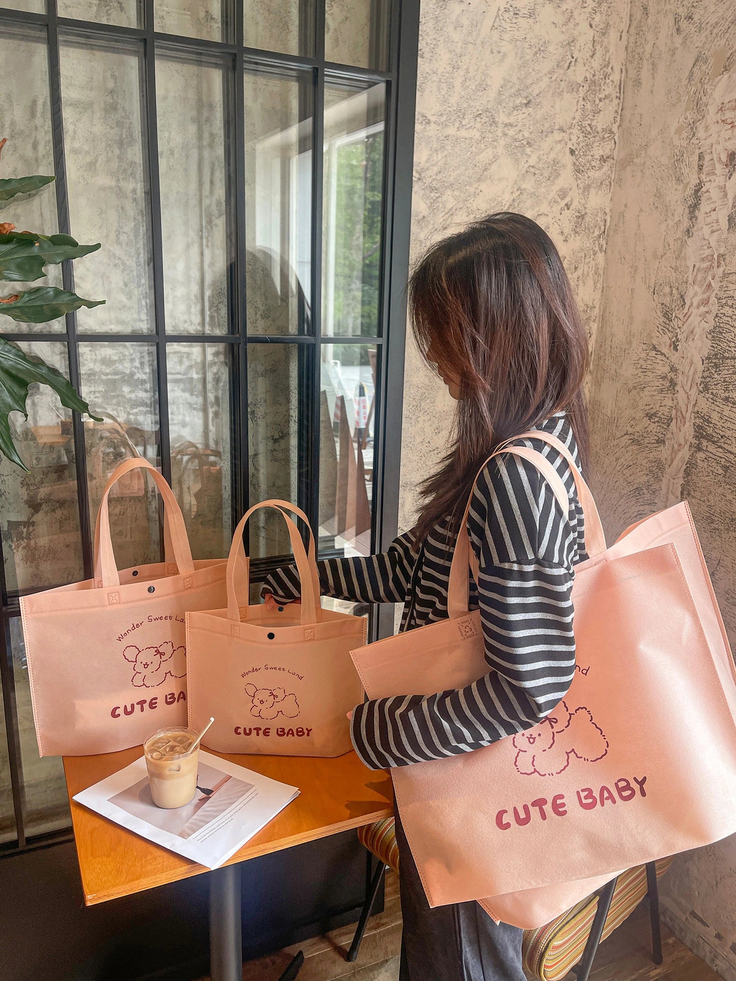 Boutique Non-Woven Garment Packaging Bags — 22 Styles product view 4