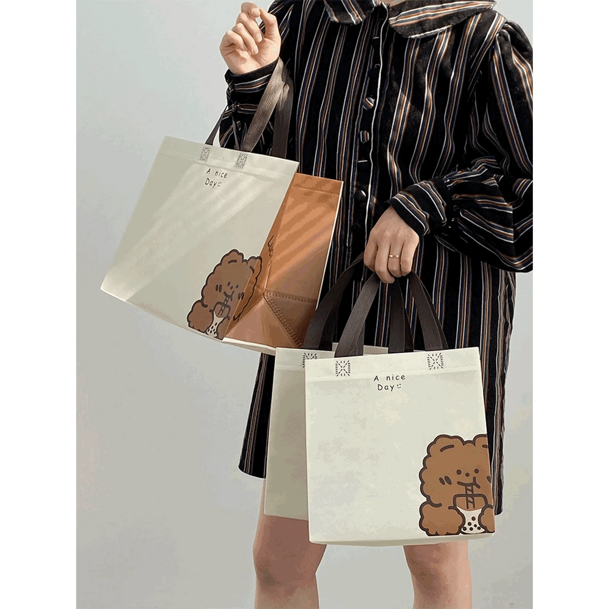Bolsas de embalaje de ropa no tejida de boutique - 3 estilos vista animada del producto 1