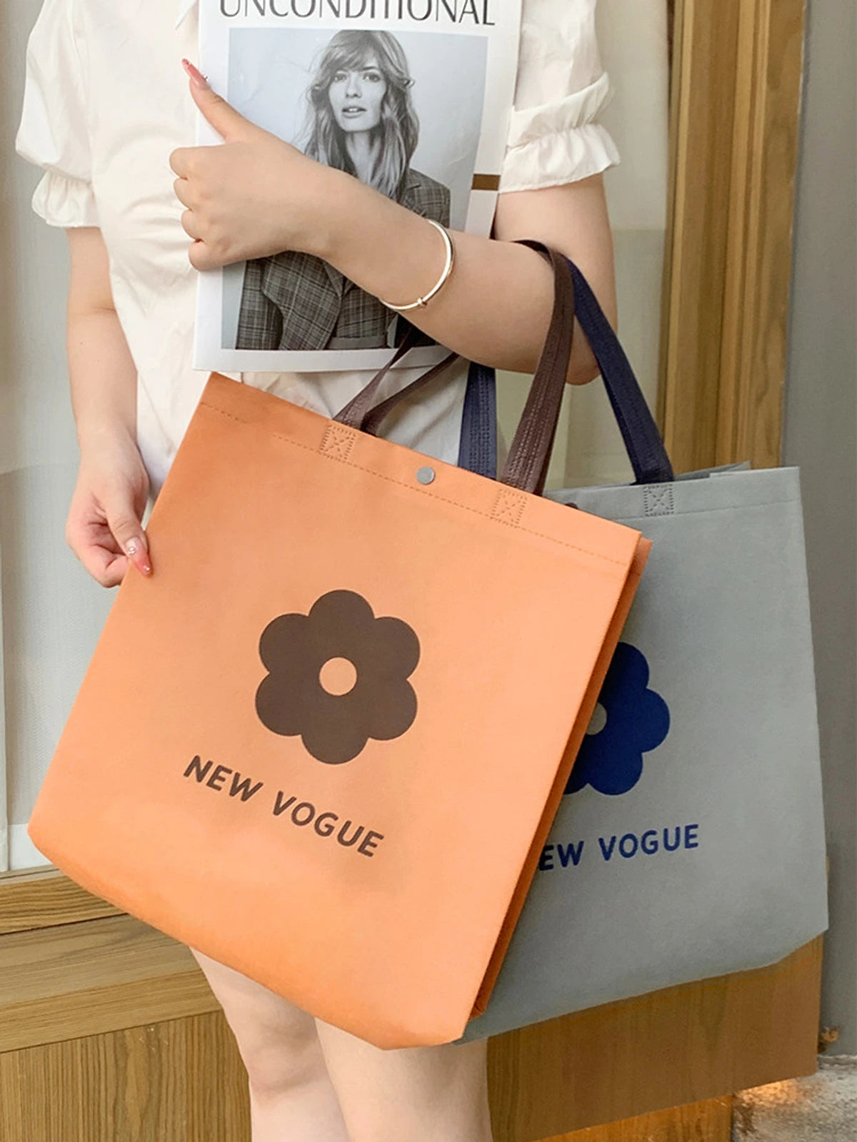 Boutique Non-Woven Garment Packaging Bags — 4 Styles product view 2