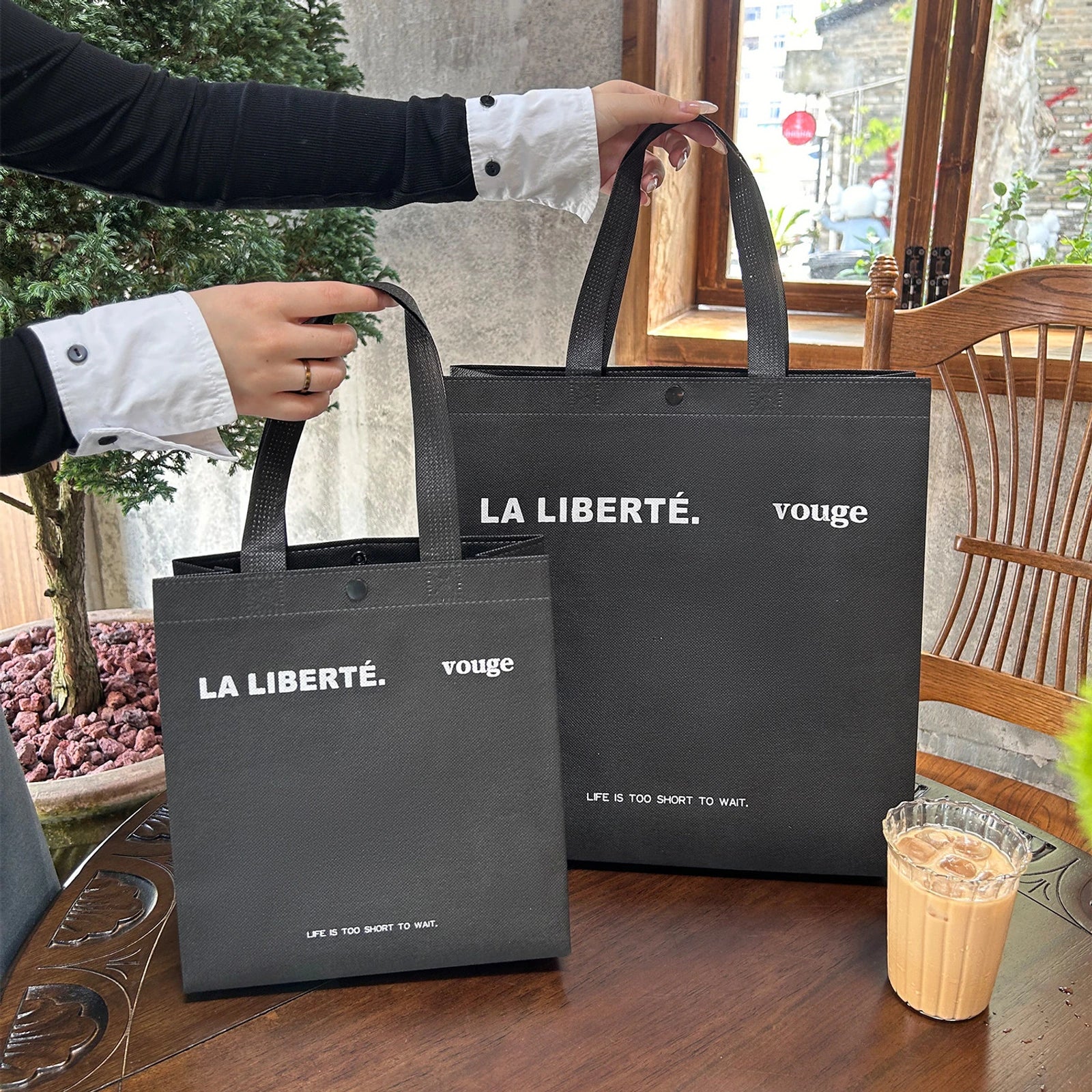 Boutique Non-Woven Tote Bags — 12 Styles — Black Snap — Closure