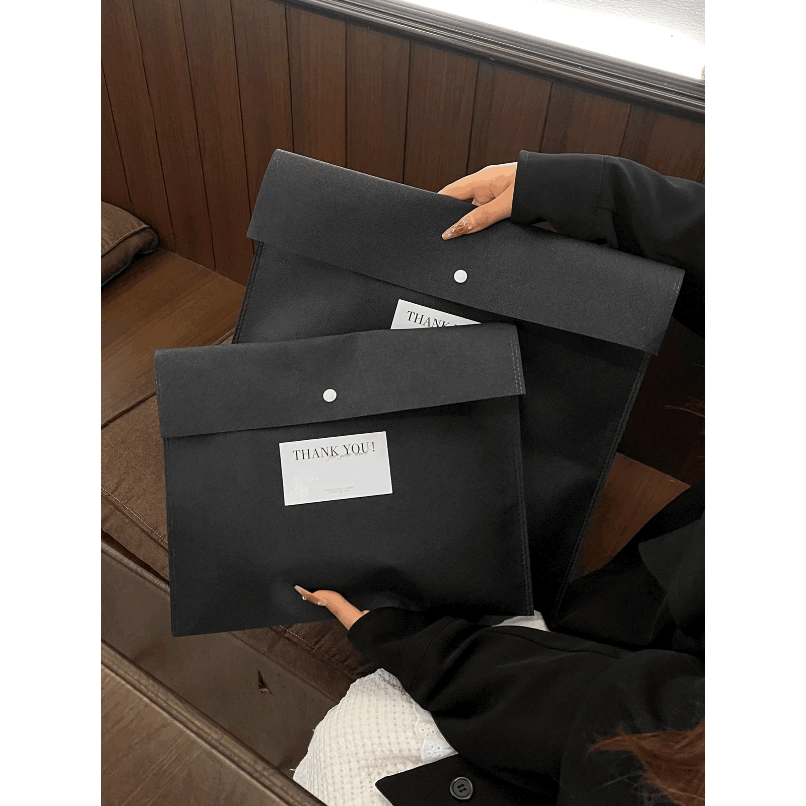 Boutique Non-Woven Tote Bags — 3 Styles animated product view 1