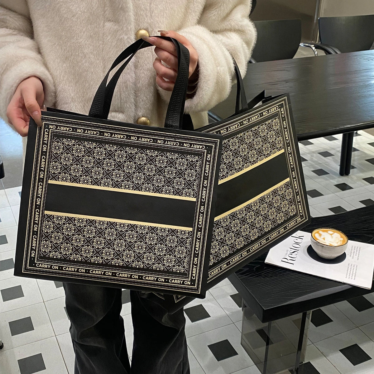 Bolsas tote de tela no tejida Boutique - 4 estilos - Negro liso