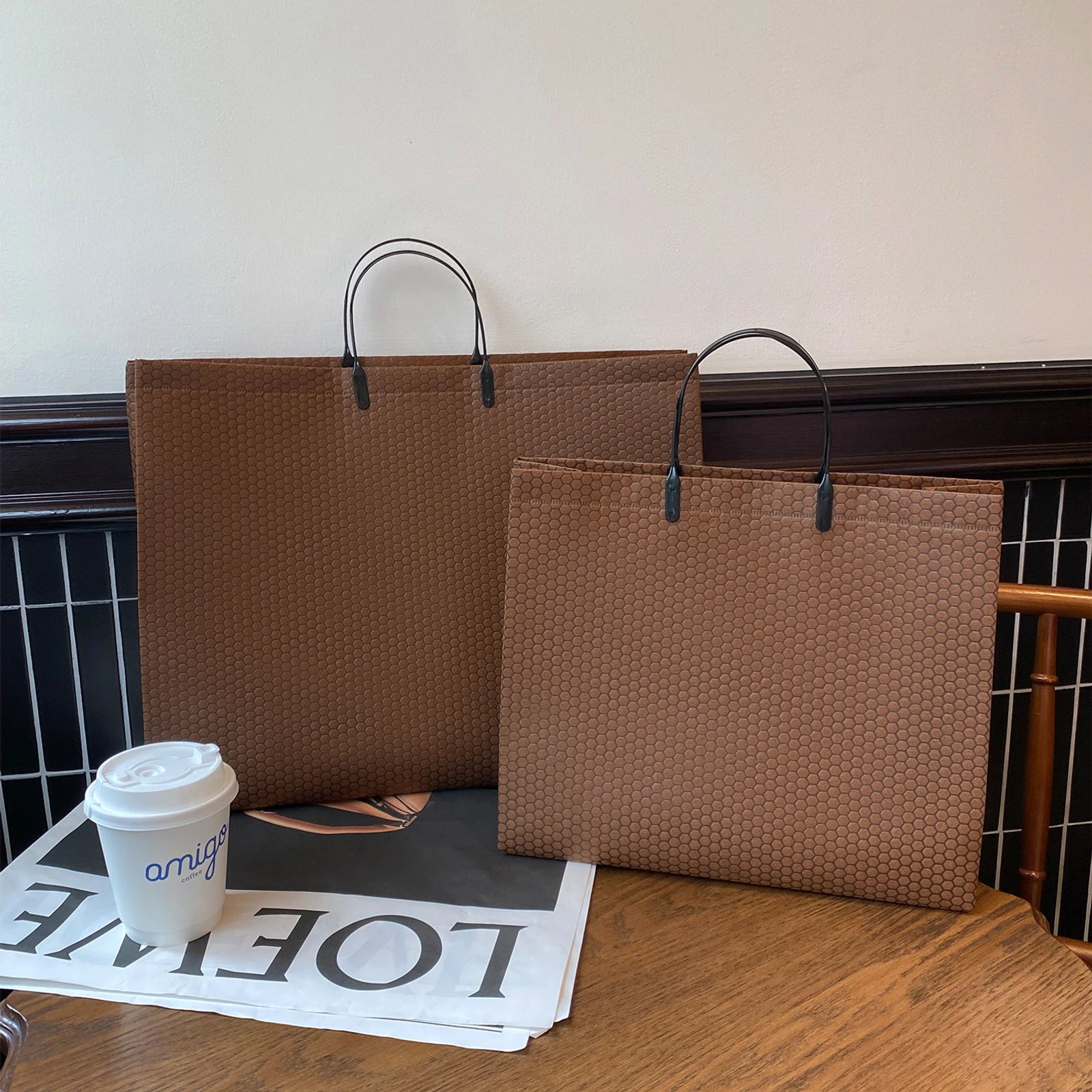 Boutique Non-Woven Tote Bags — 7 Styles — Coffee Brown Handles（）