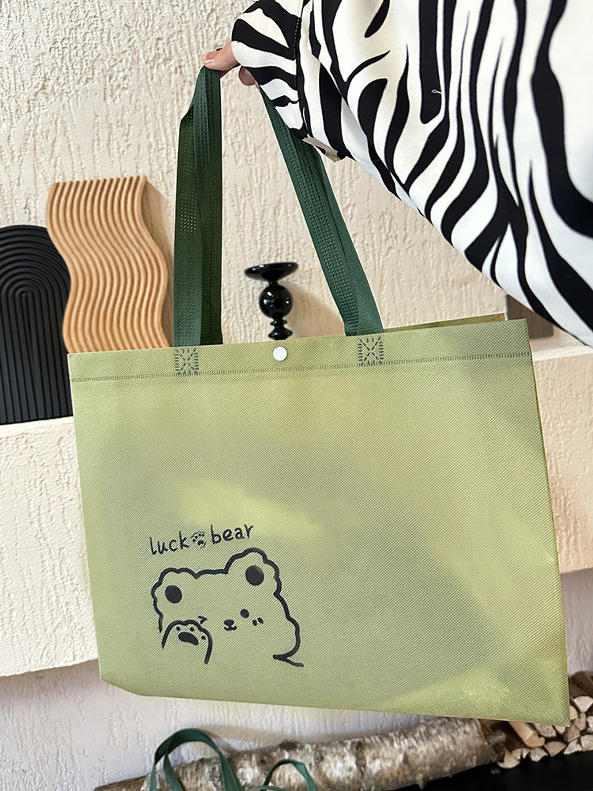 Boutique Non-Woven Tote Bags — 9 Styles — Matcha Green — Bear Print, Snap Closure