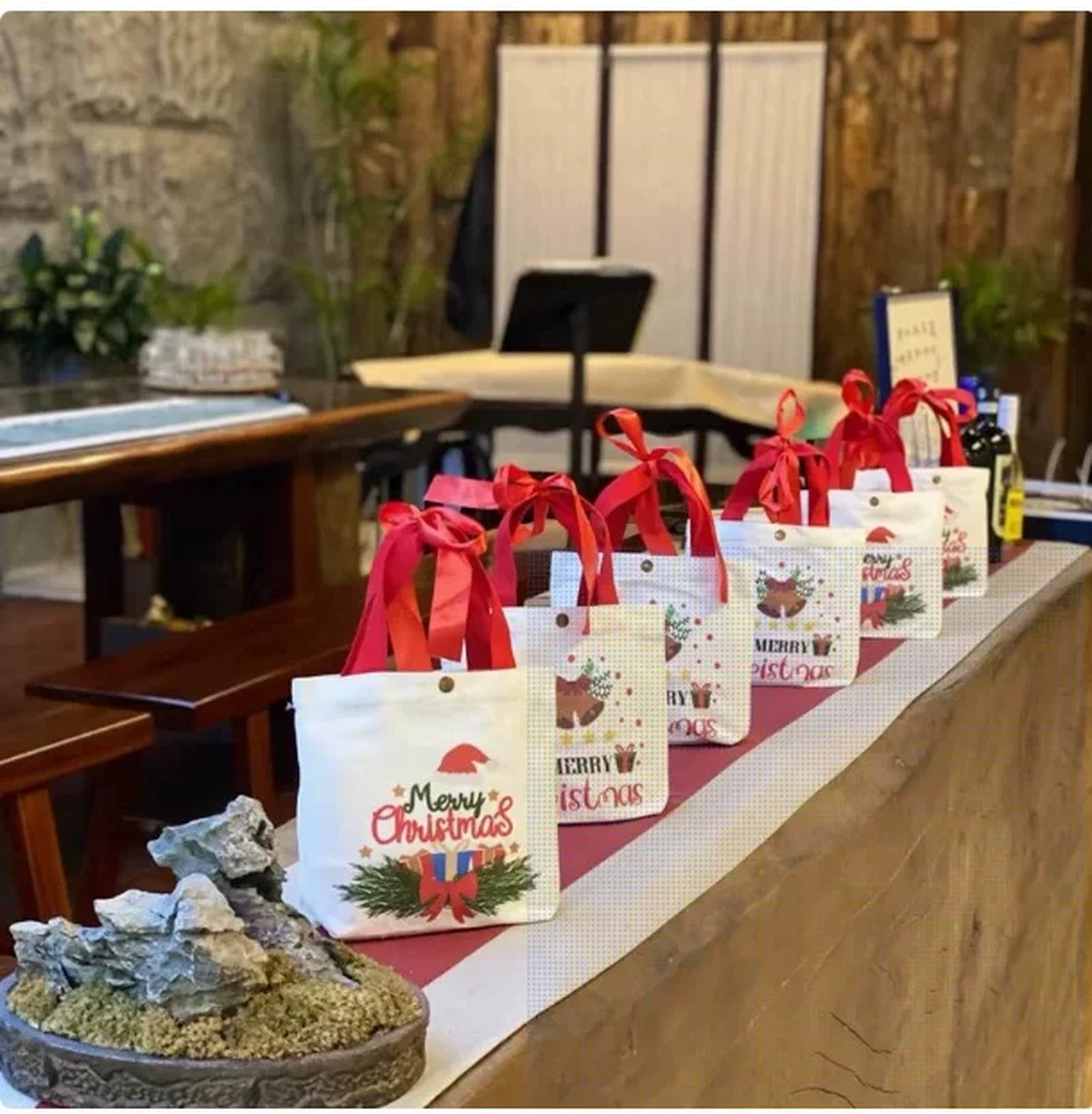 Canvas Christmas Gift Bags with Drawstring or Carry Handles – selected option 35672644262