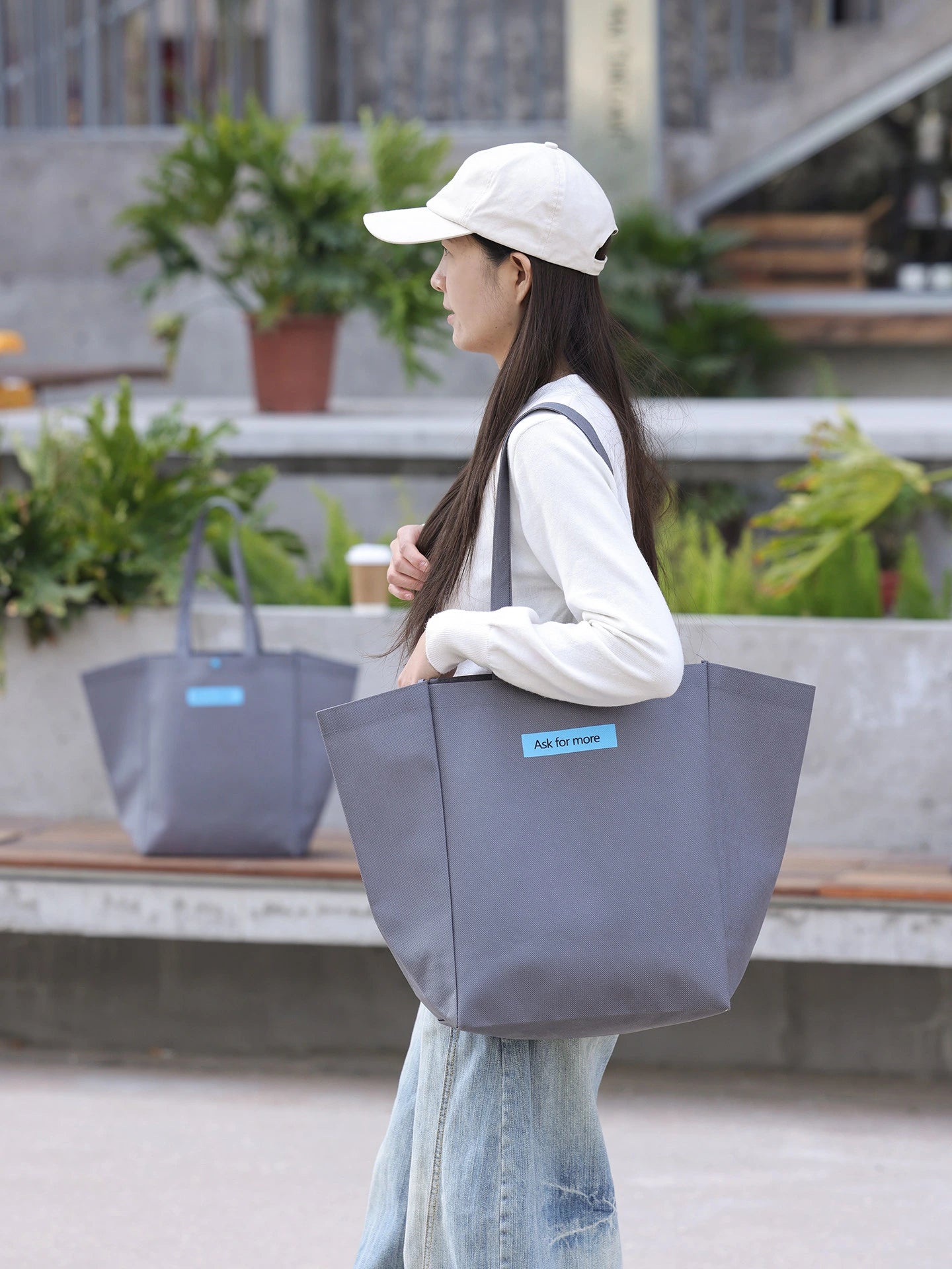 Color-Block Stitched Non-Woven Tote Bags — 10 Styles product view 1