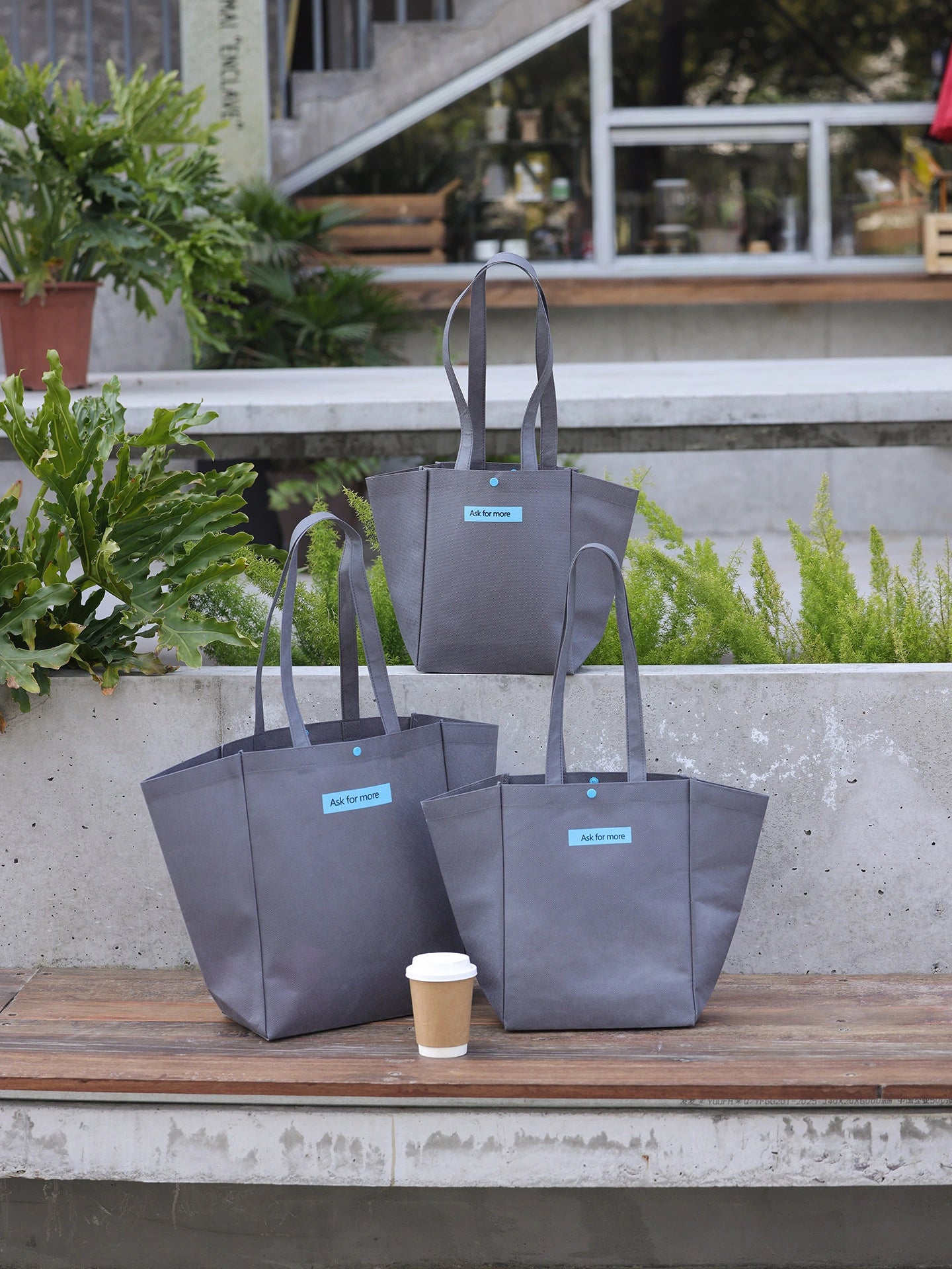 Color-Block Stitched Non-Woven Tote Bags — 10 Styles product view 2