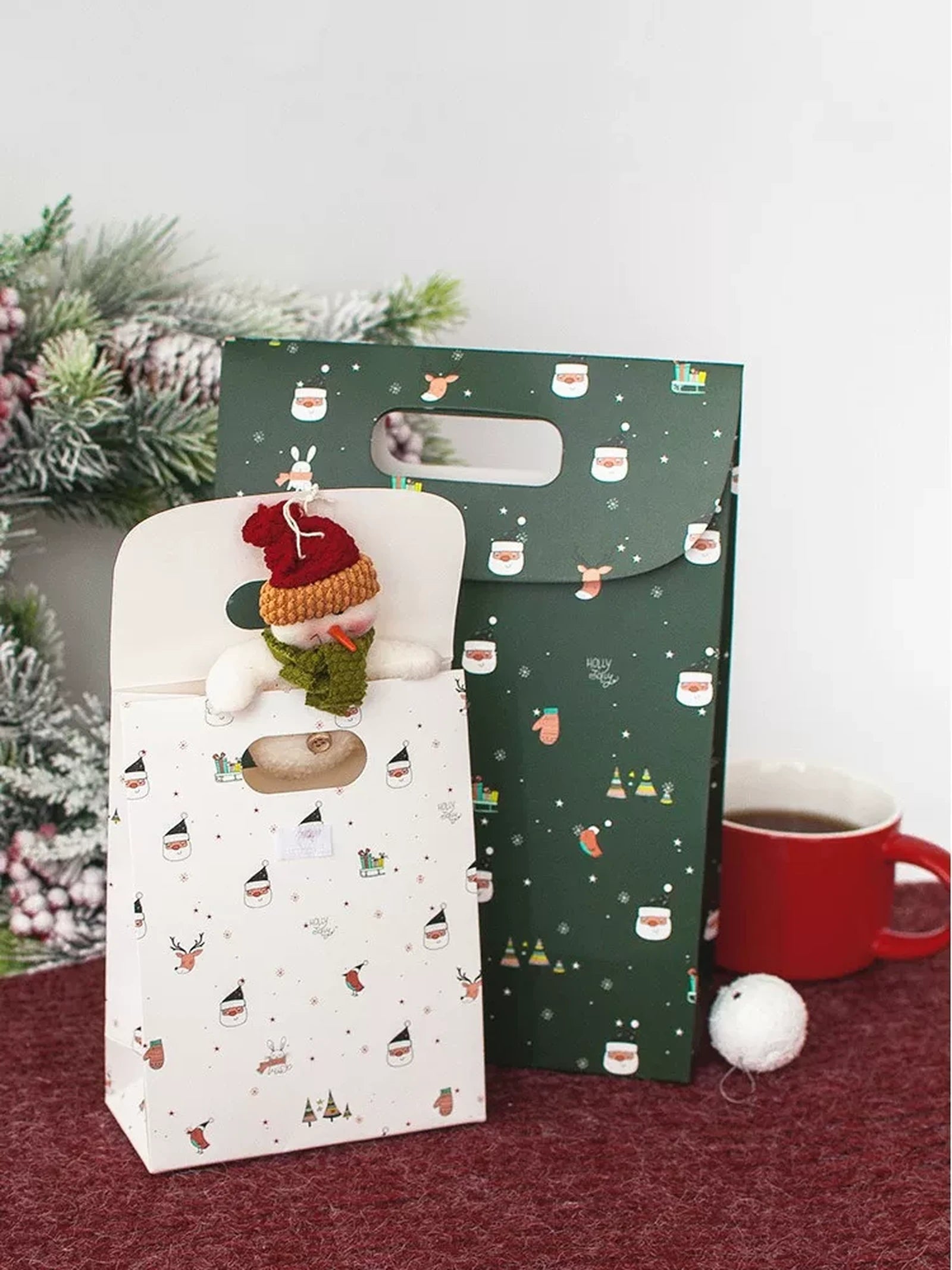 Die-Cut Handle Christmas Cardstock Gift Bags – product view
