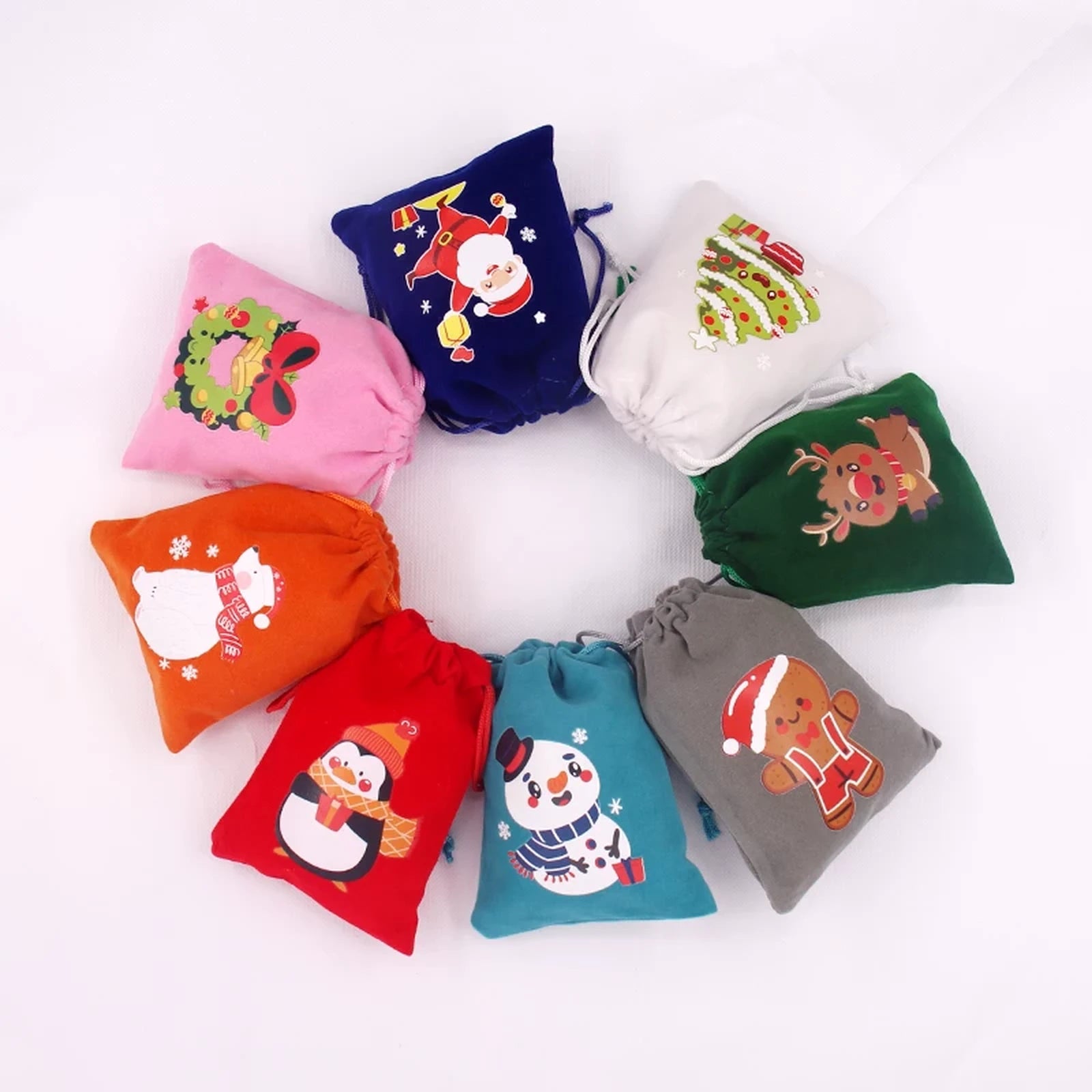 Drawstring Velvet Christmas Gift Pouches – sample variant