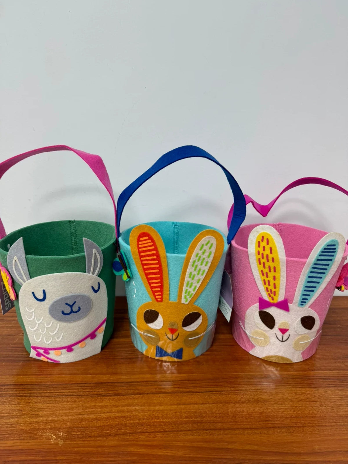 Woven-Fabric Animal Easter Gift Baskets with Carry Handles – gallery 01