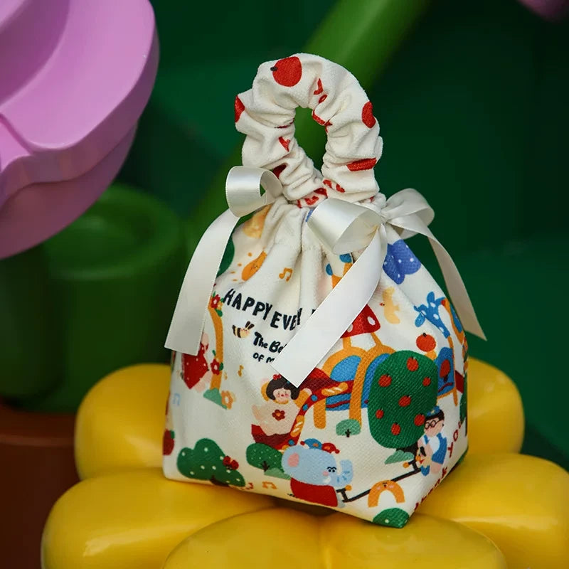 Champagne amusement-park fabric drawstring gift bag