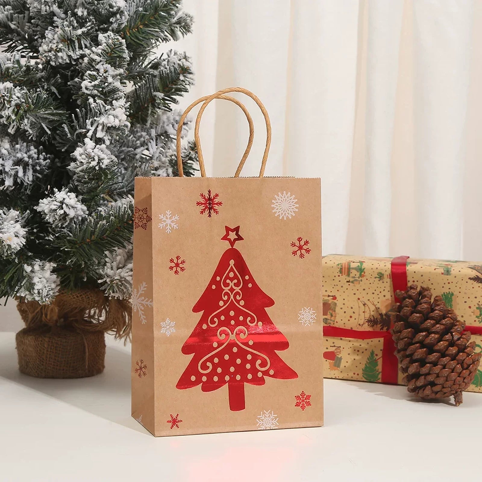 Foil-Stamped Kraft Christmas Gift Bags with Rope Handles – ready-stock variant