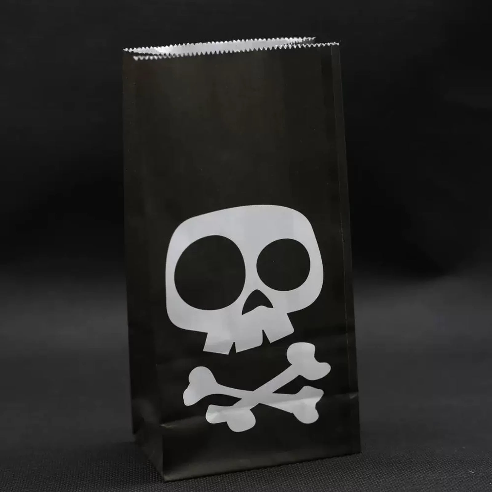 Black skull fold-over kraft paper Halloween treat bag