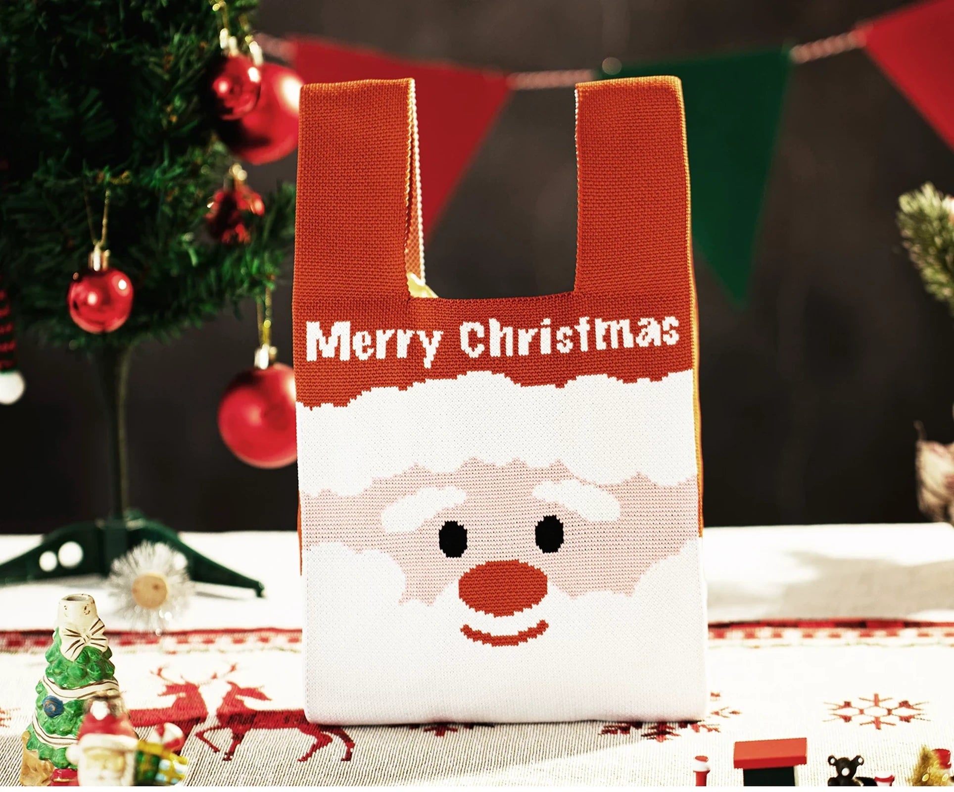Knitted Christmas Gift Bags with Integrated Handles – ready-stock option