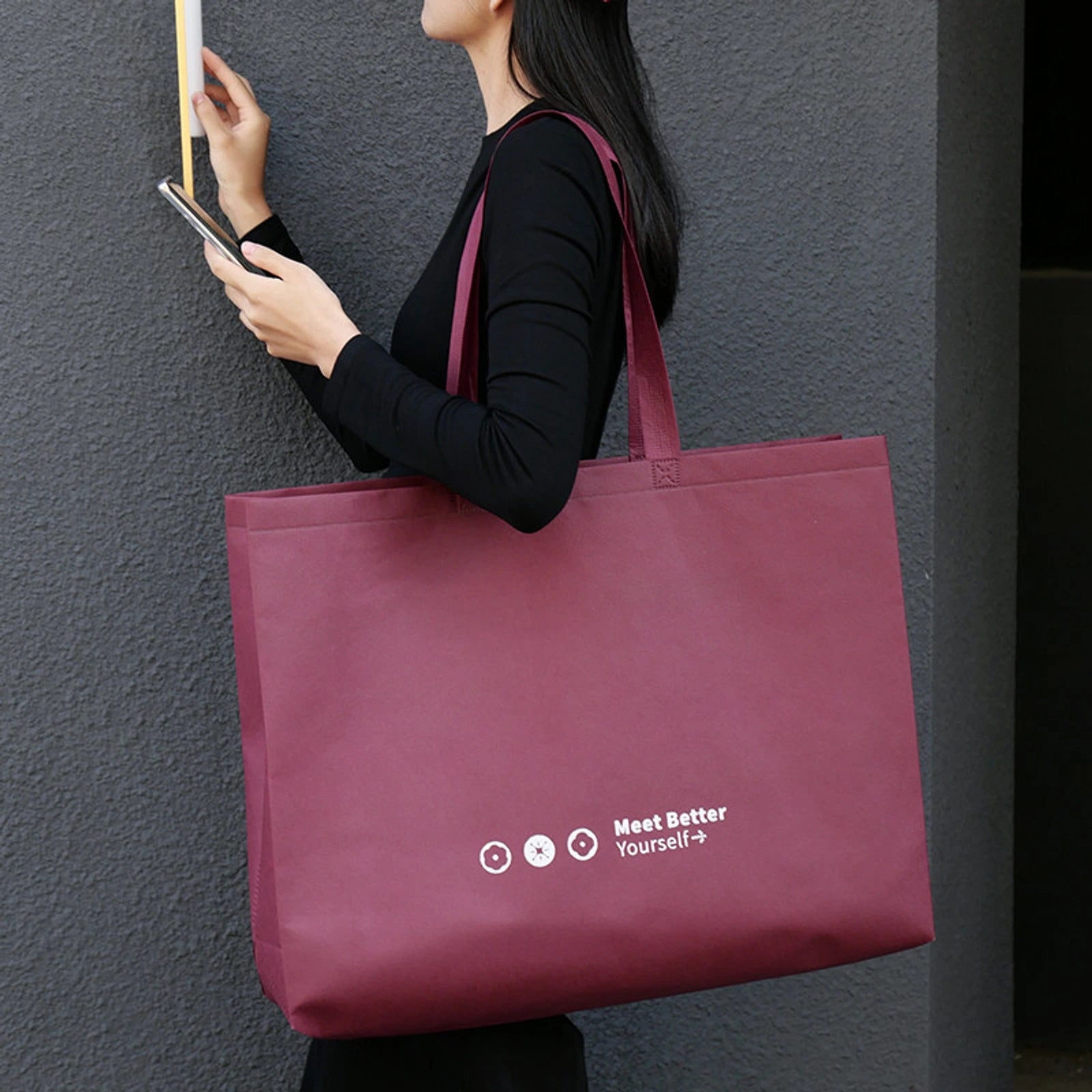 Large-Capacity Coffee-Brown Non-Woven Tote Bags — 5 Styles — Gusseted — Ancora Red