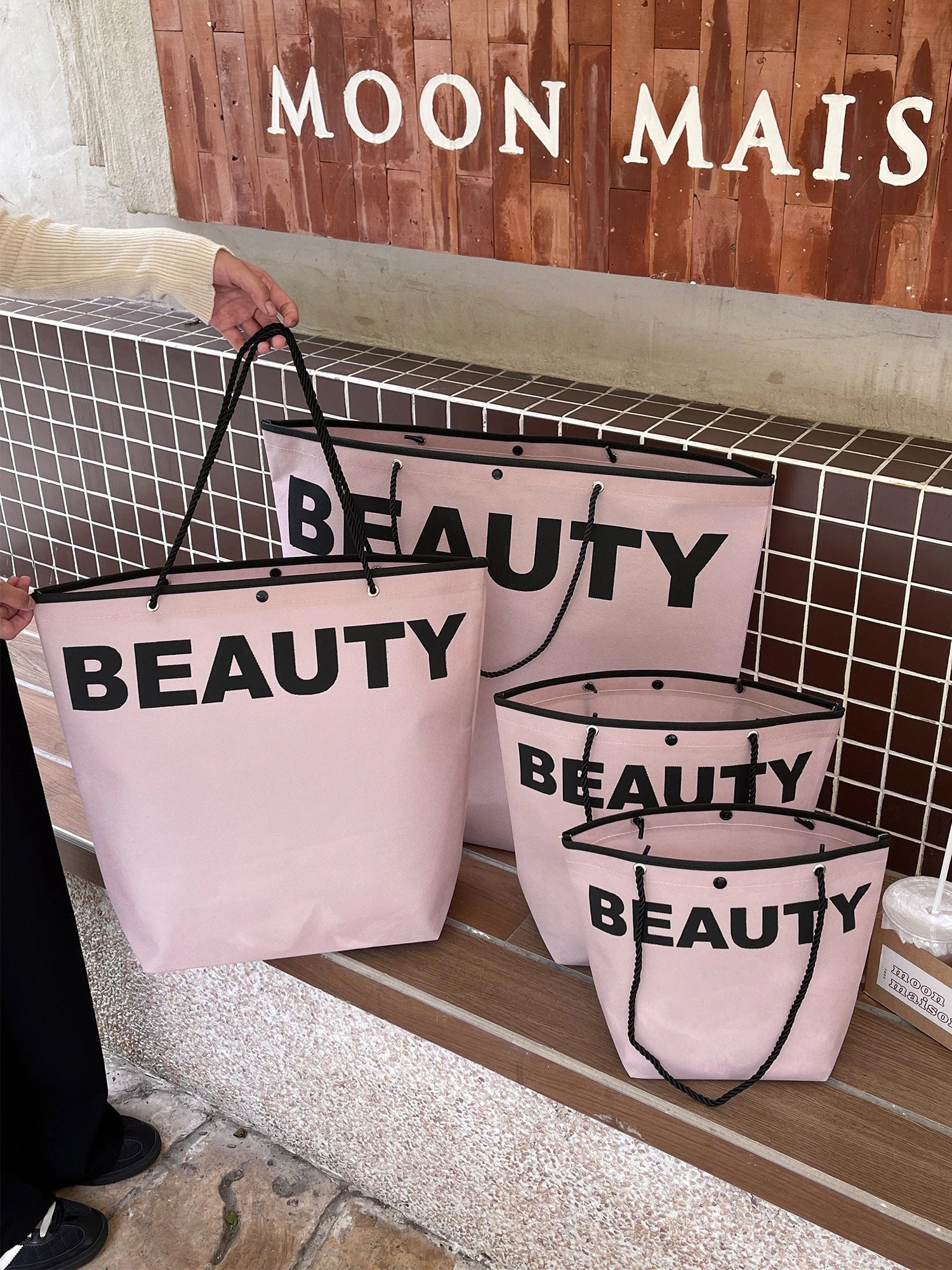 Large-Capacity Non-Woven Tote Bags — 10 Styles product view 1