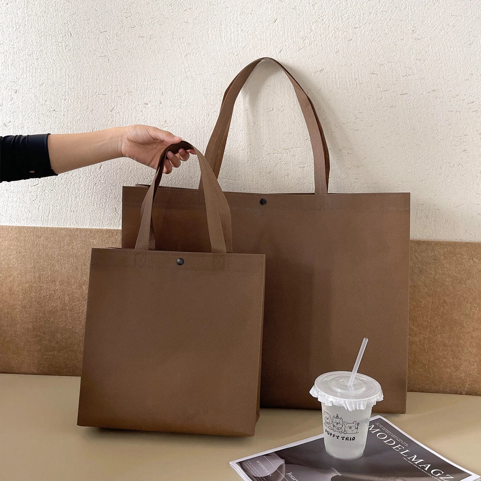 Large-Capacity Non-Woven Tote Bags — 10 Styles — Brown Plain Tote