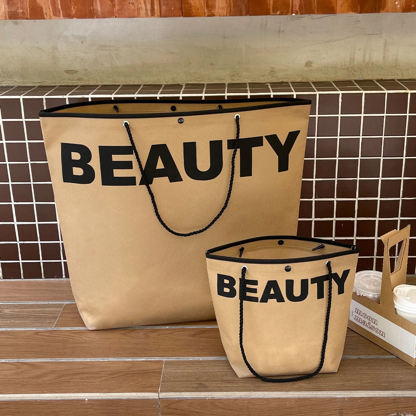 Large-Capacity Non-Woven Tote Bags — 10 Styles — Bucket Tote — Brown