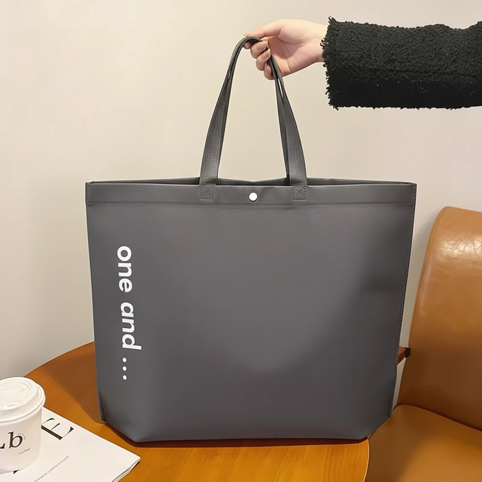 Large-Capacity Non-Woven Tote Bags — 10 Styles — Gray Text Print