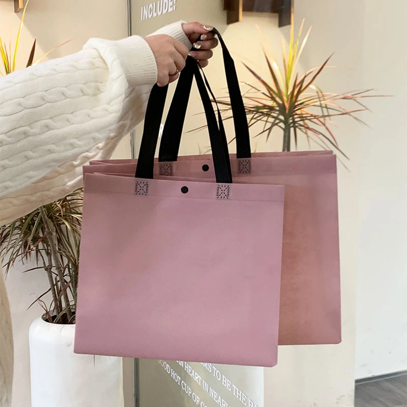 Large-Capacity Non-Woven Tote Bags — 12 Styles — Light Purple Plain Tote