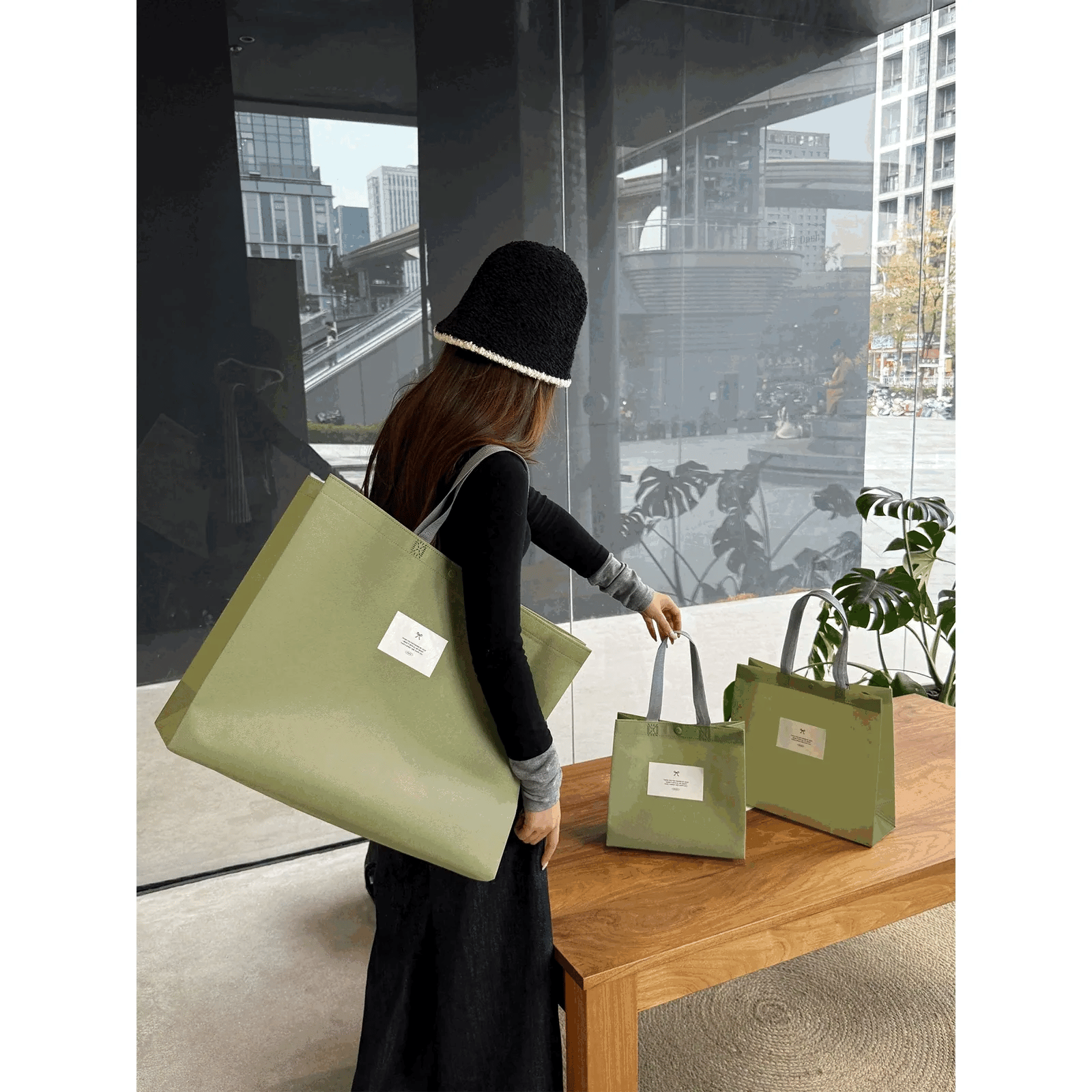 Large-Capacity Non-Woven Tote Bags — 16 Styles animated product view 1