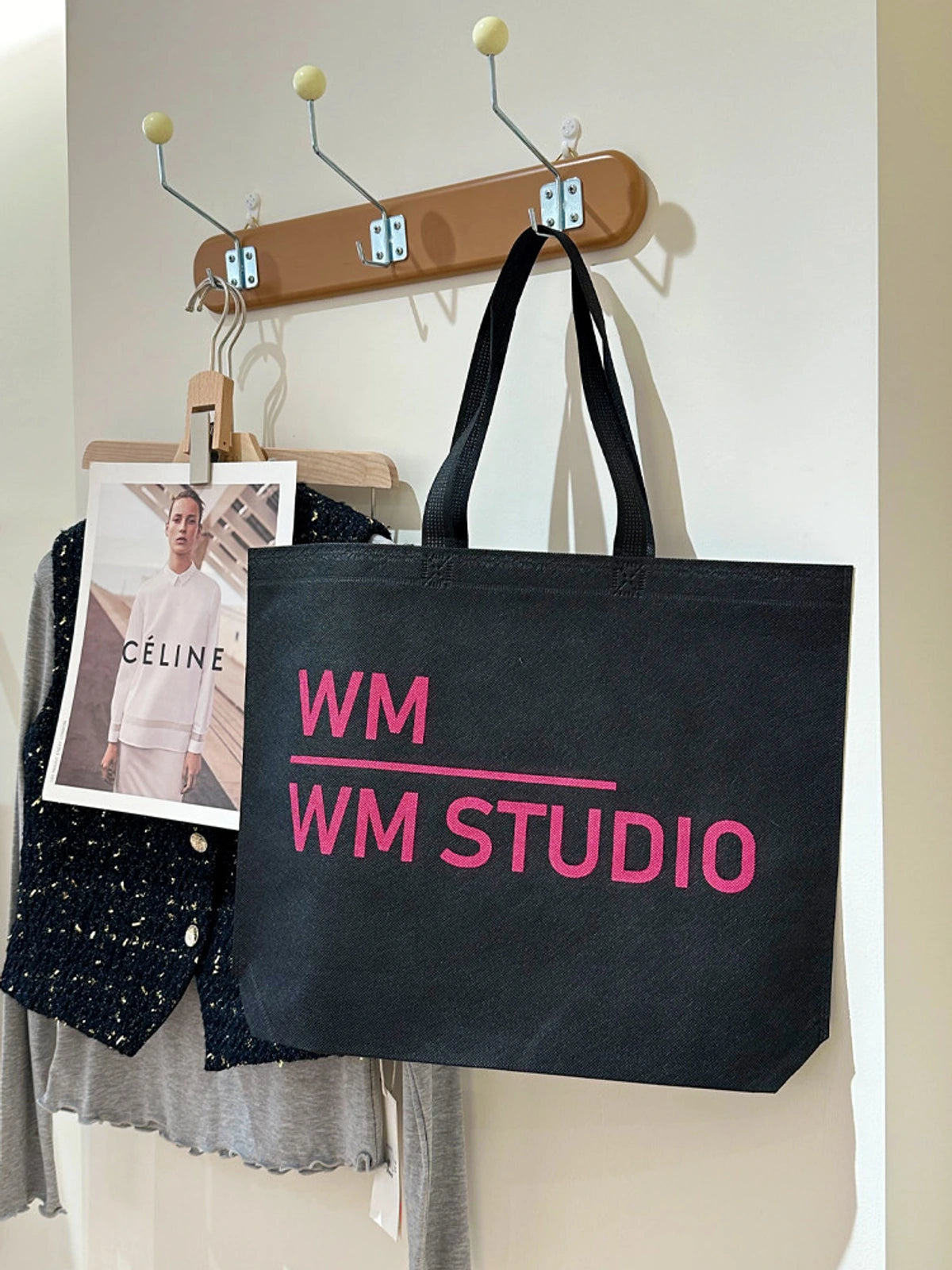 Large-Capacity Non-Woven Tote Bags — 2 Styles product view 3