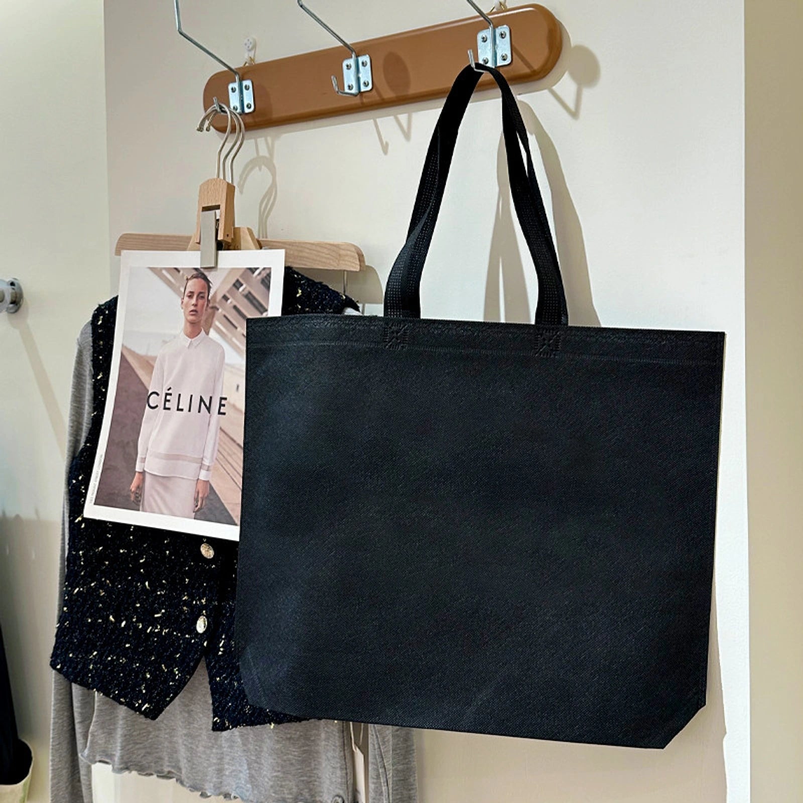 Large-Capacity Non-Woven Tote Bags — 2 Styles — BlackPlain