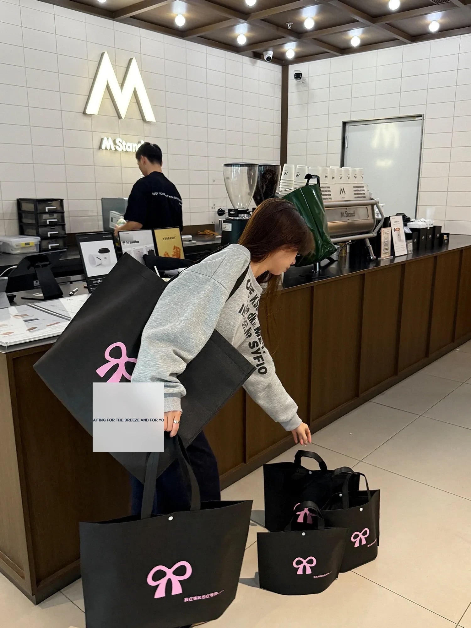 Large-Capacity Non-Woven Tote Bags — 22 Styles product view 1