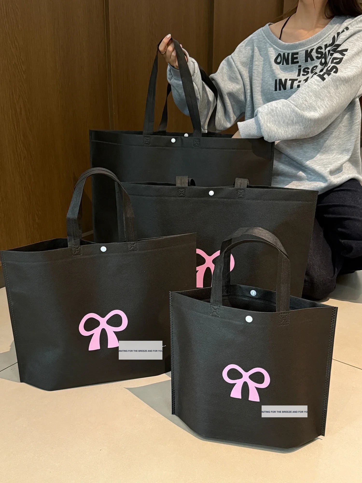 Large-Capacity Non-Woven Tote Bags — 22 Styles product view 4