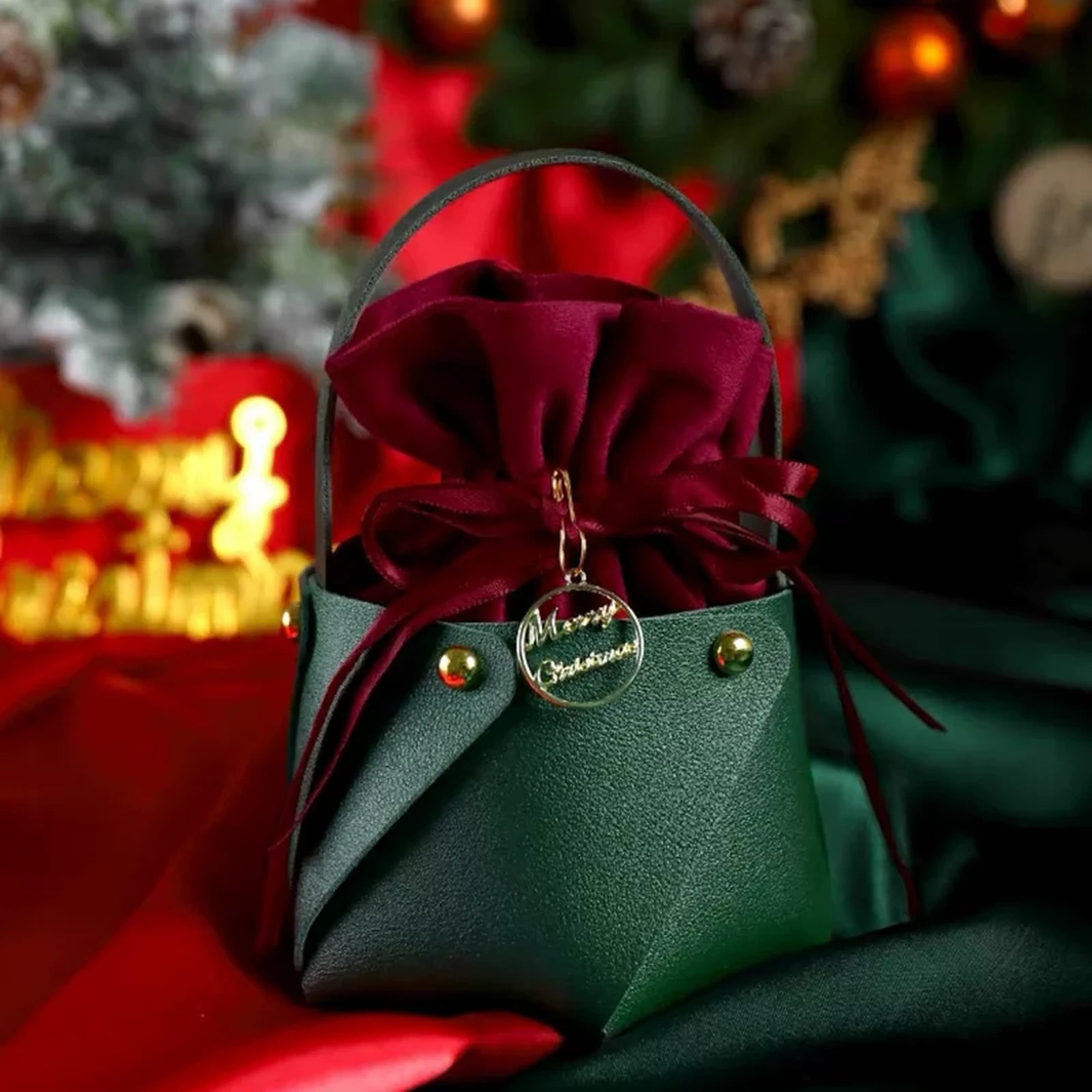Leather-Look Hexagonal Christmas Apple Gift Bags – product view