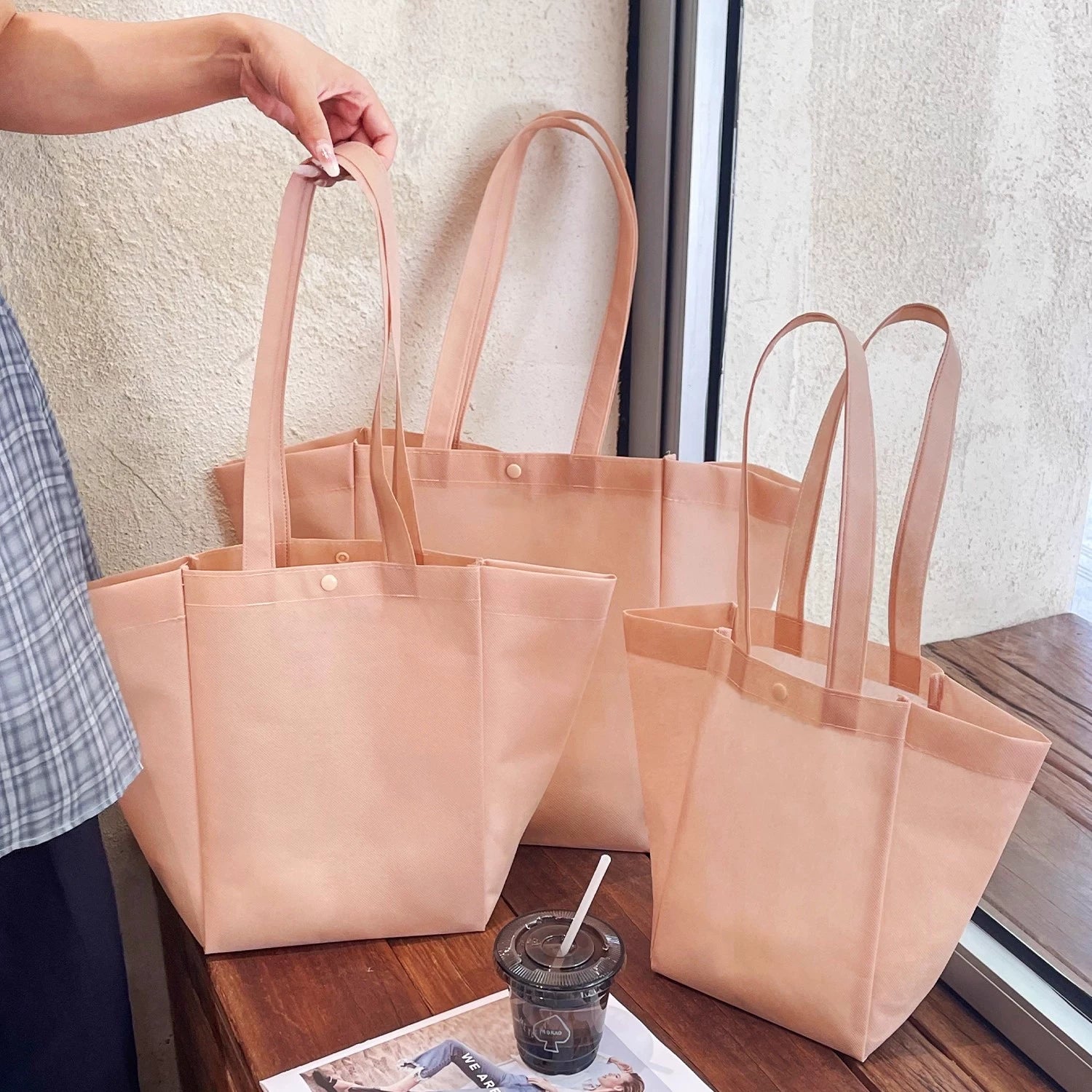 Light pink plain trapezoid non-woven tote bag
