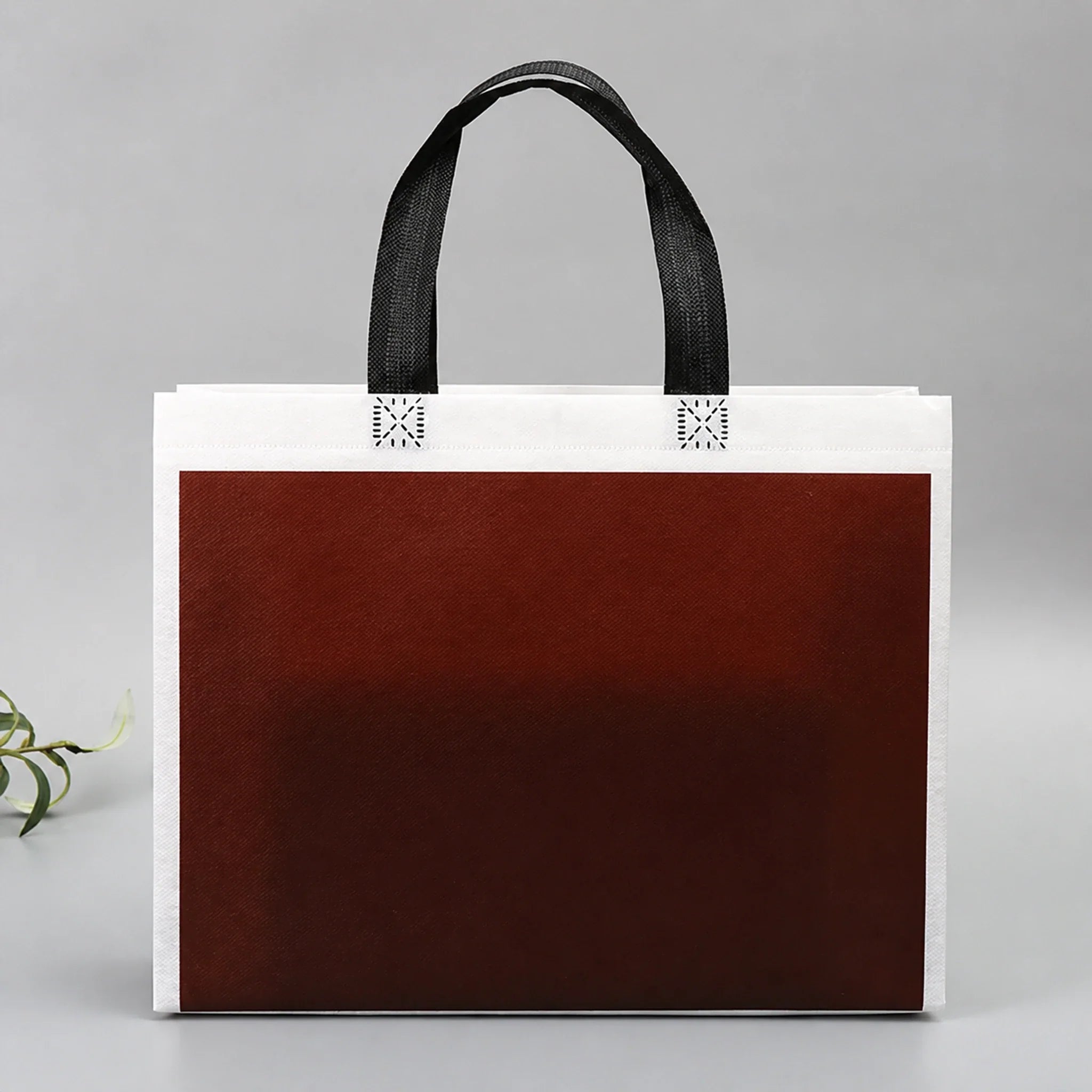 Burgundy minimalist non-woven tote bags — 14 styles