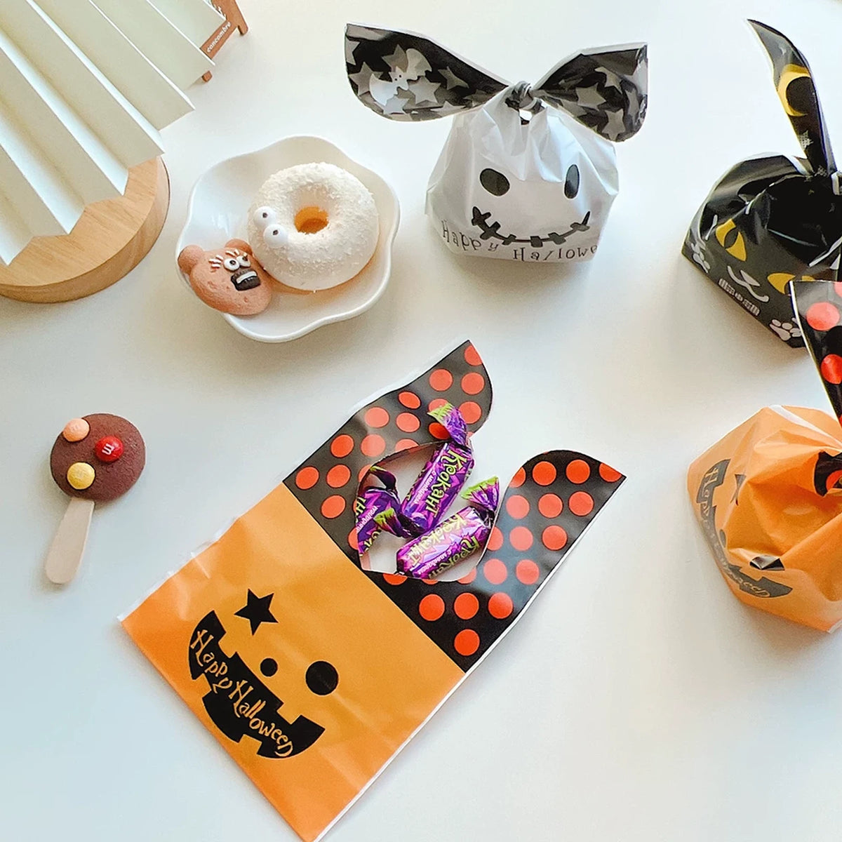 Halloween plastic candy bags with integrated tie handles