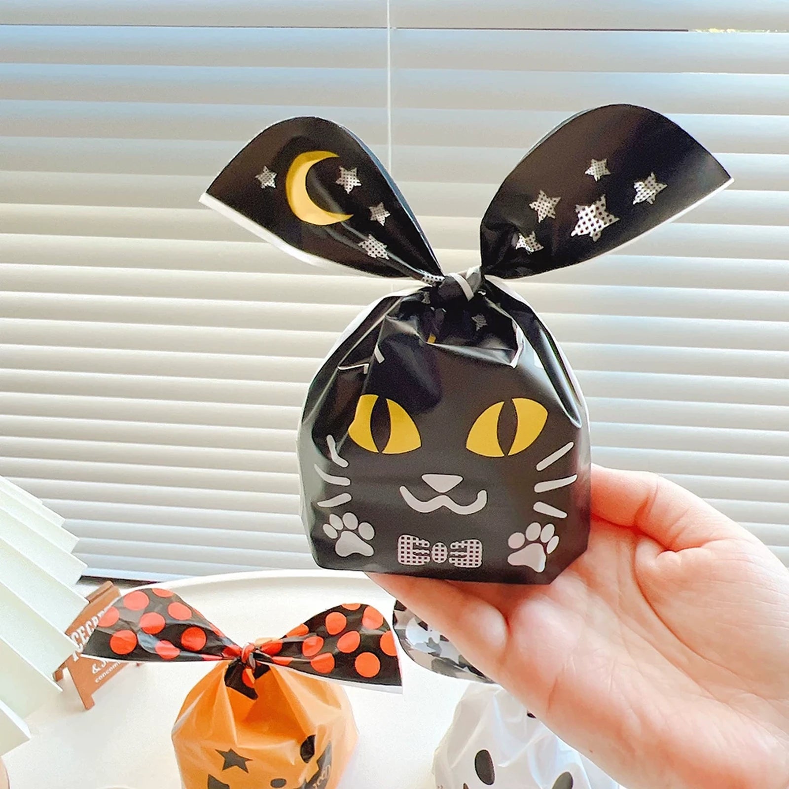 Ready-stock plastic Halloween treat bags