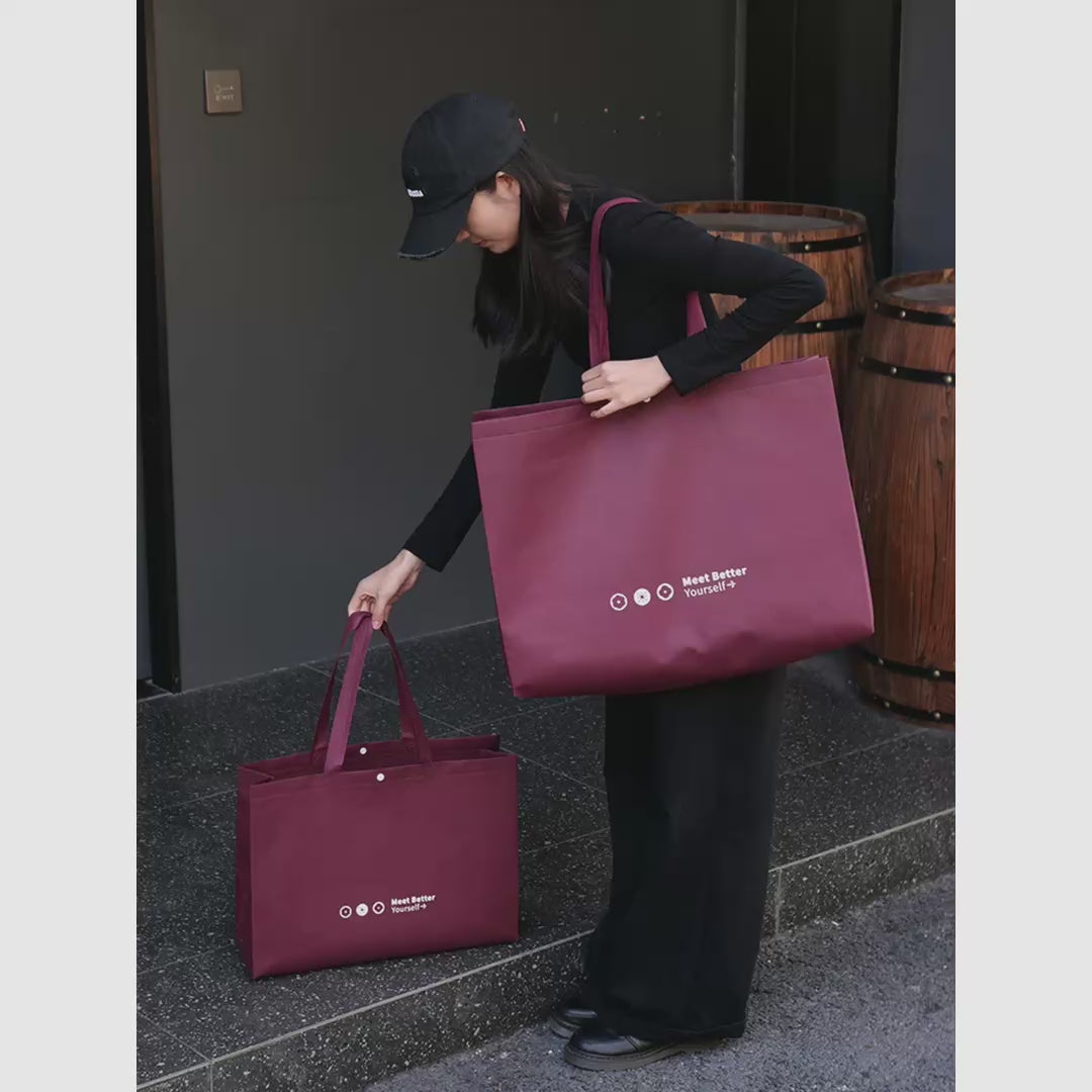 Large-Capacity Non-Woven Tote Bags — 2 Styles product video 1