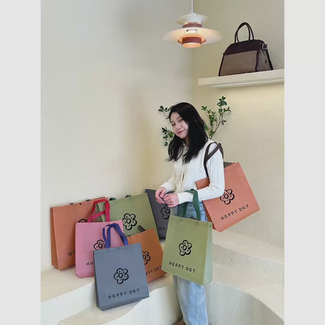 Snap-Closure Non-Woven Tote Bags — 8 Styles product video 1