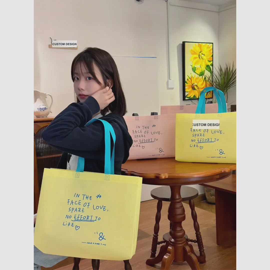Boutique Non-Woven Tote Bags — 4 Styles product video 1