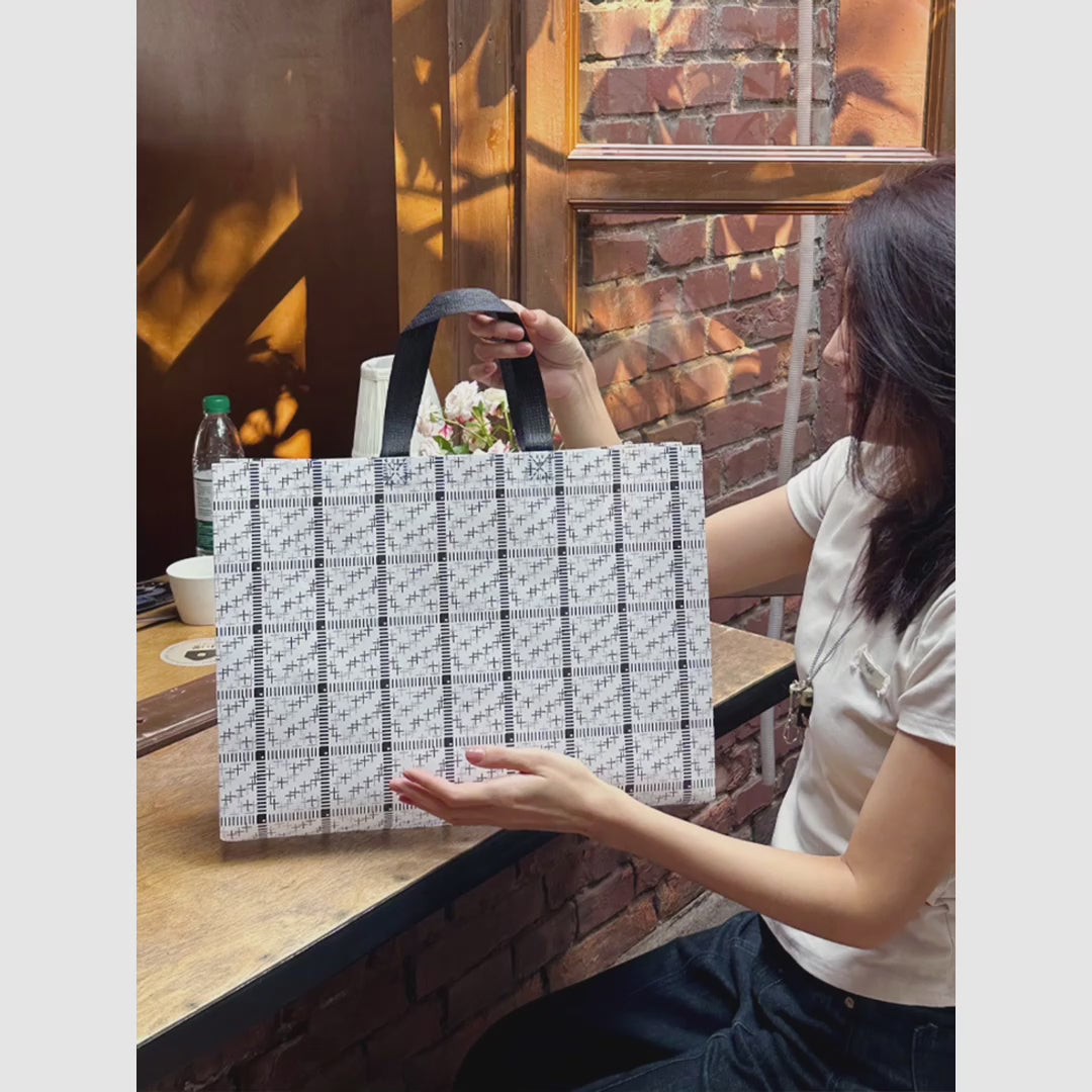 Boutique Non-Woven Tote Bags — 2 Styles product video 1