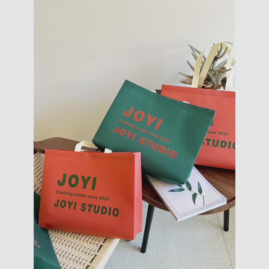 Boutique Non-Woven Tote Bags — 4 Styles product video 1